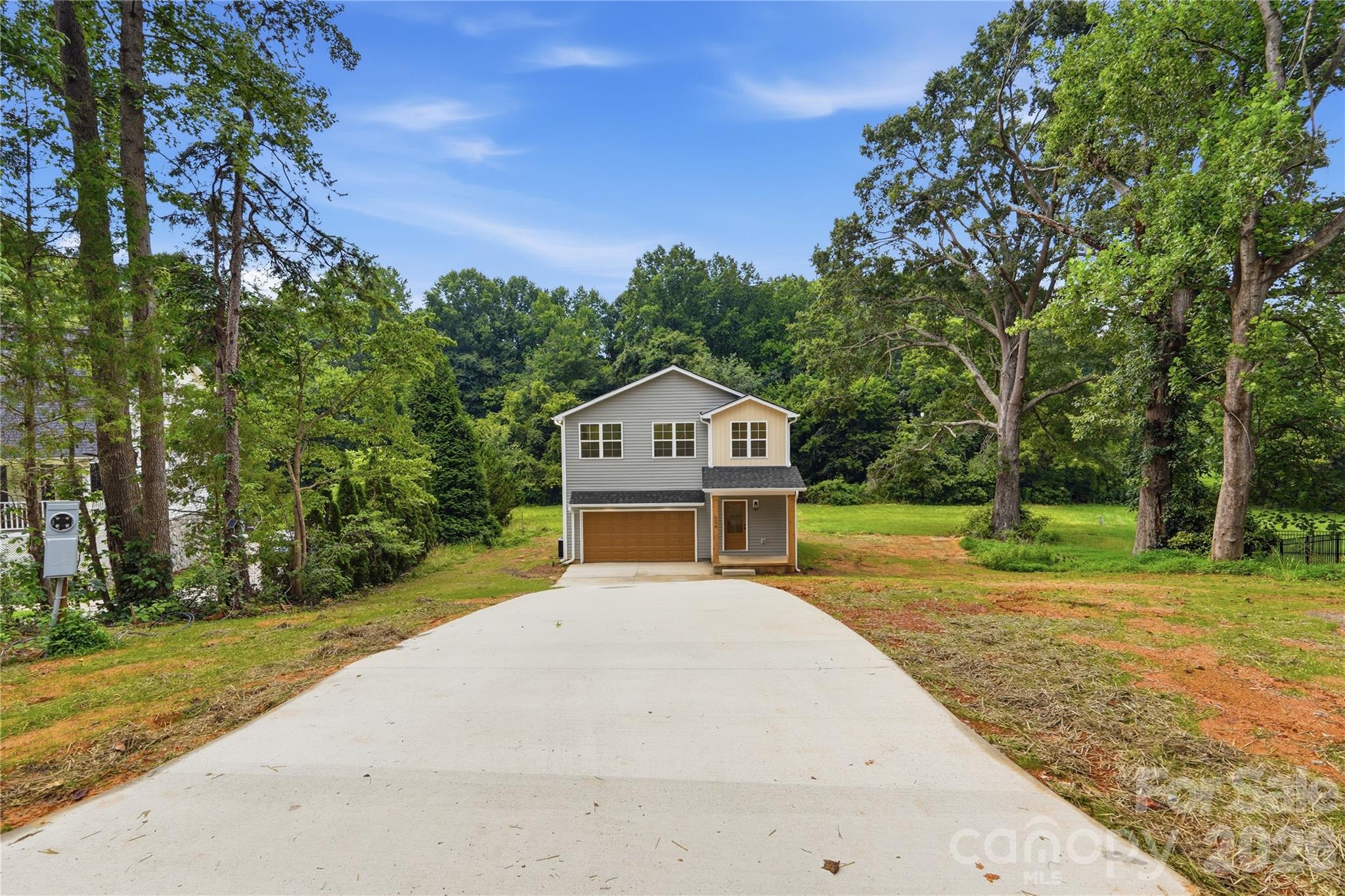 604 Sharon Dr, Statesville, NC 28625