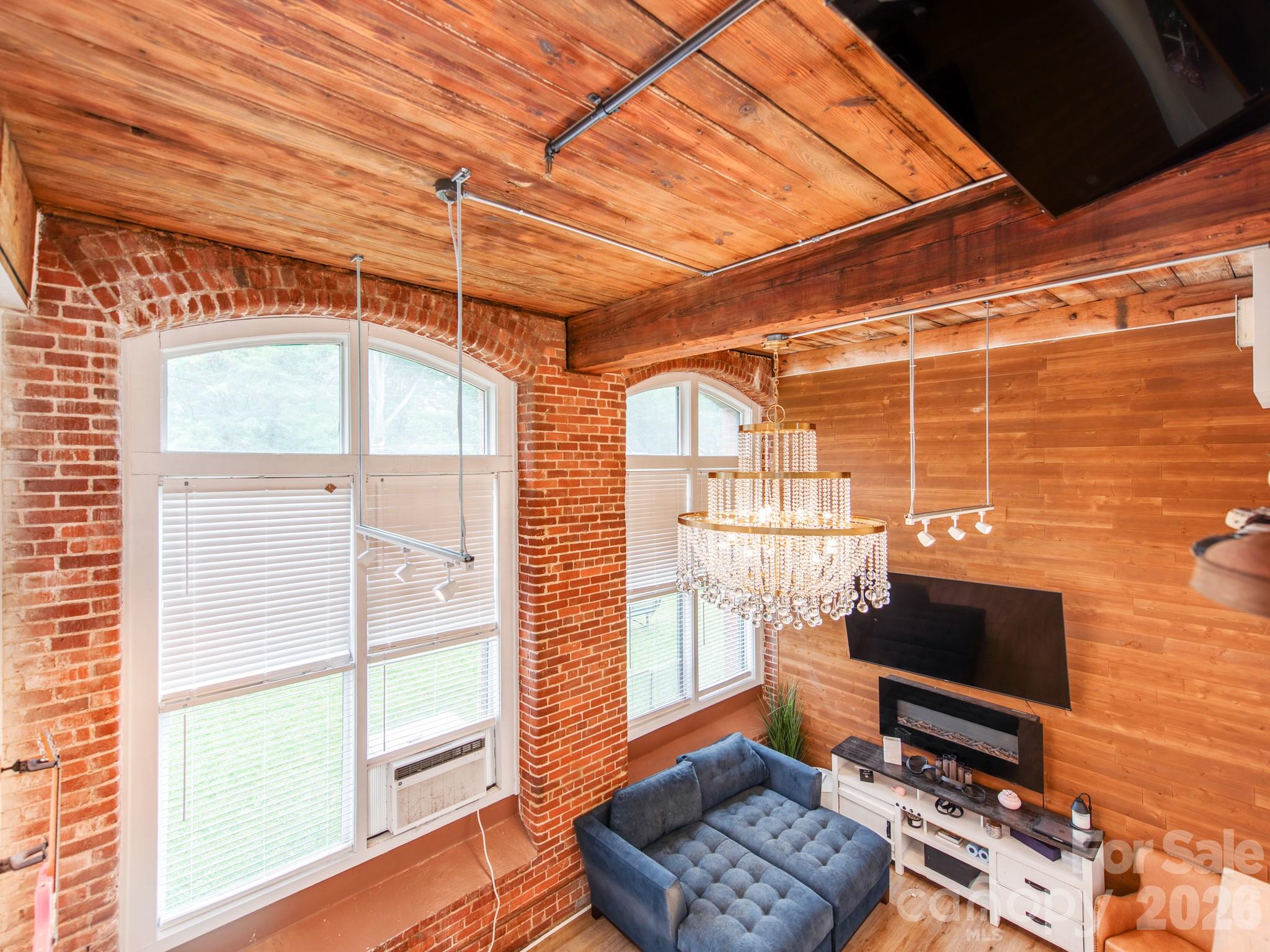 201 Hoskins Rd S #122, Charlotte, NC 28208