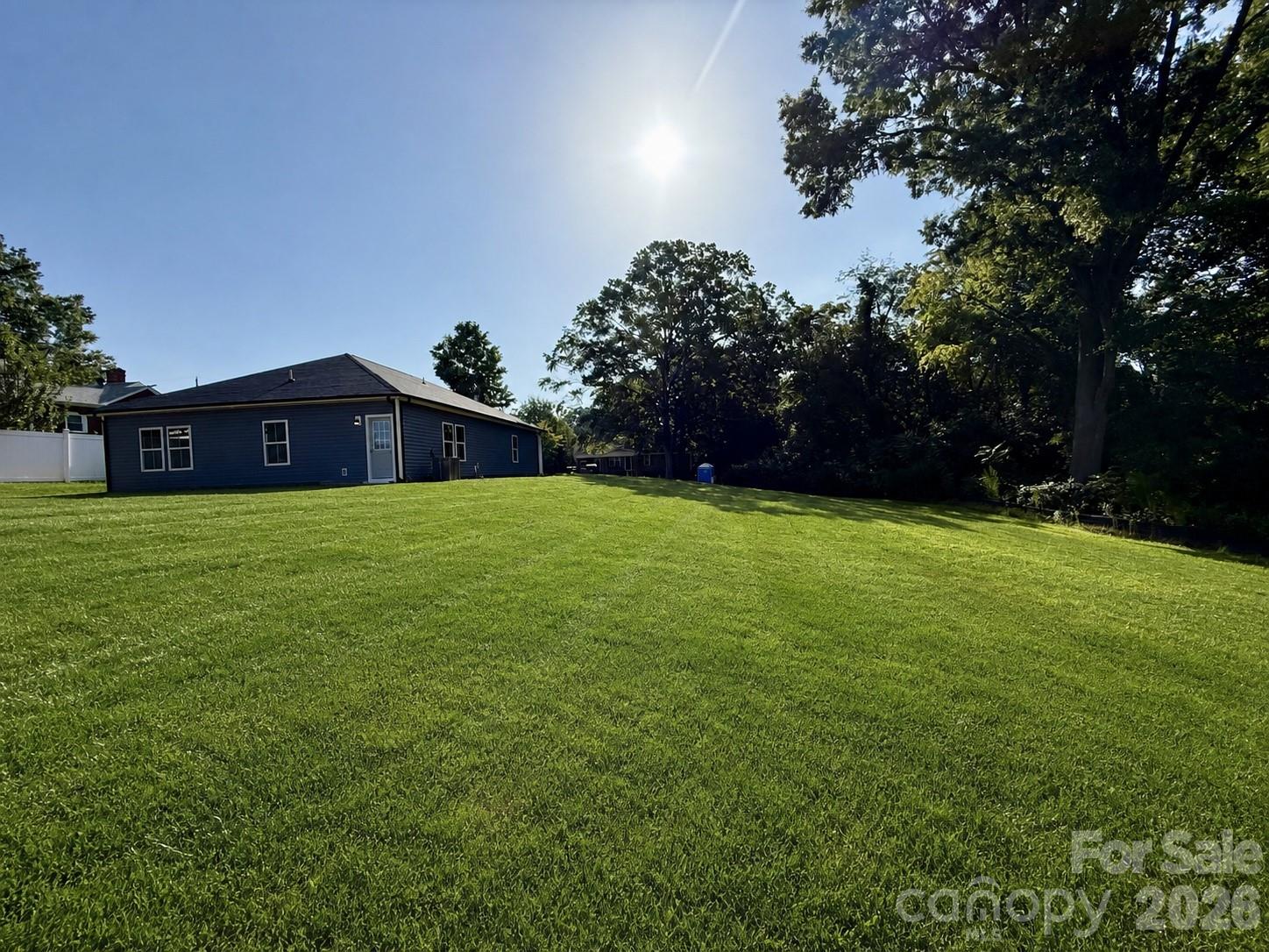 307 W 13th St, Kannapolis, NC 28081