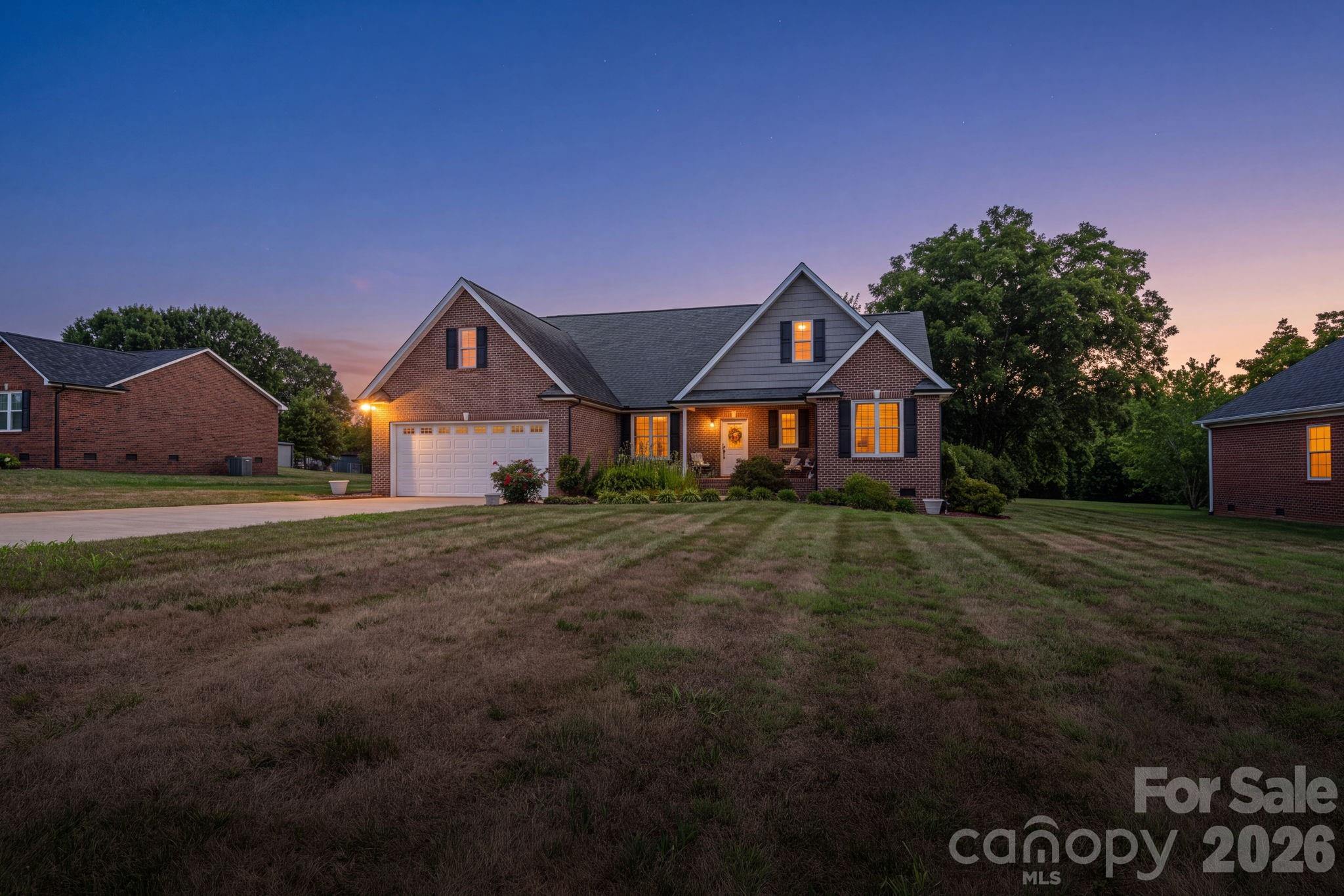 1855 Jetton Dr, Vale, NC 28168