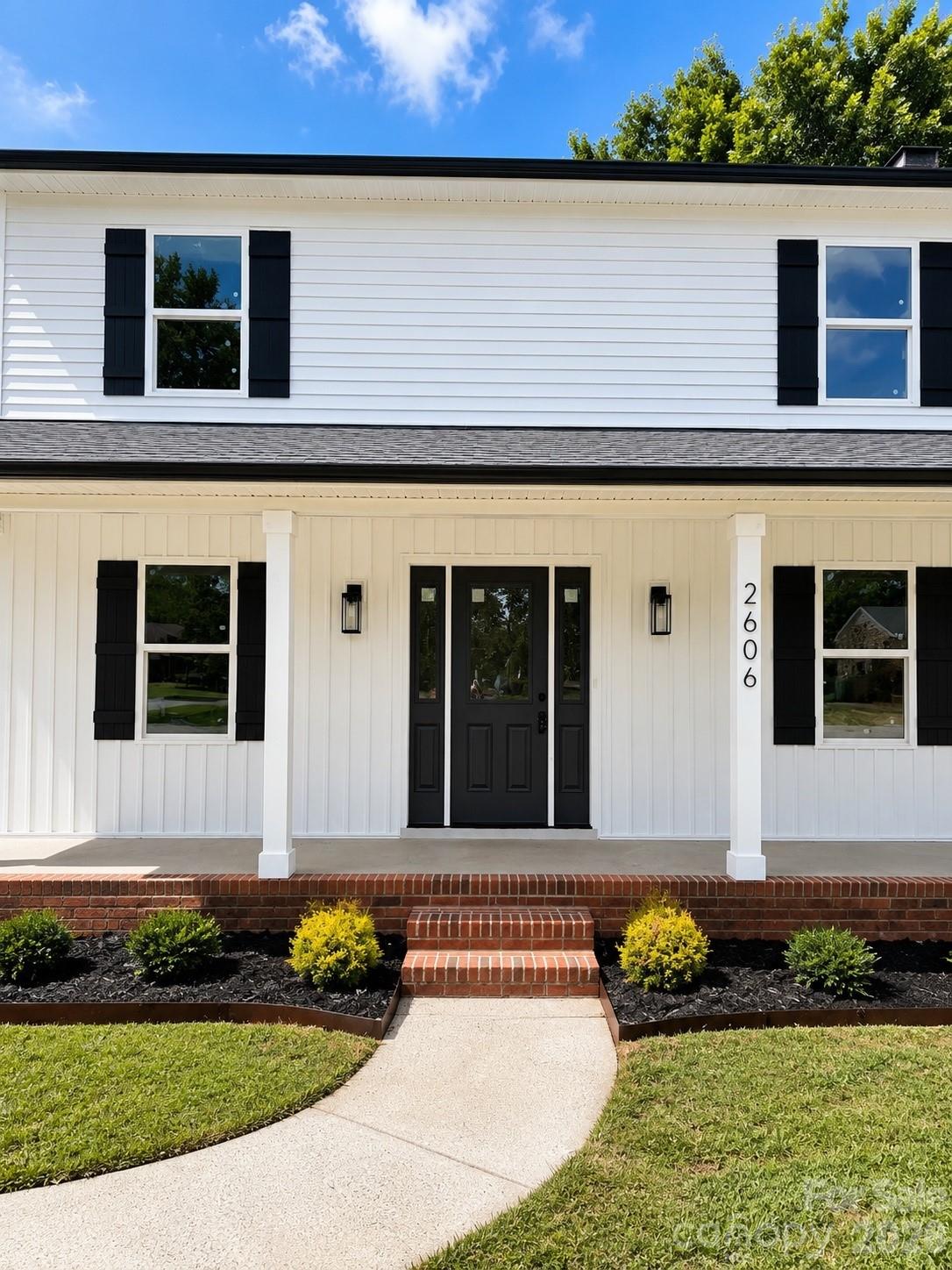 2606 Pine Forest Dr, Gastonia, NC 28056
