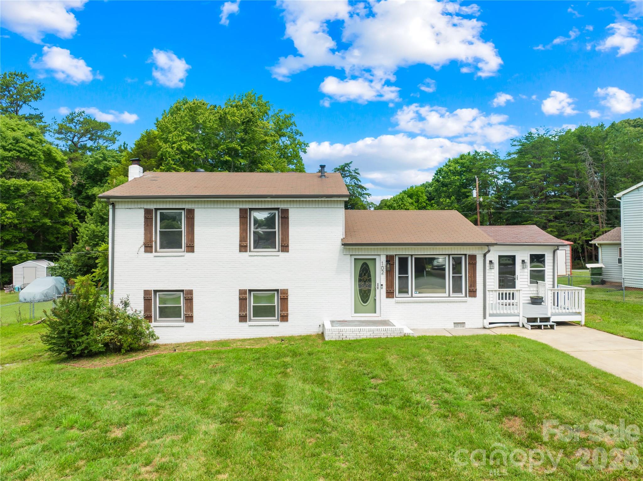 102 Wingate Dr, Stanley, NC 28164