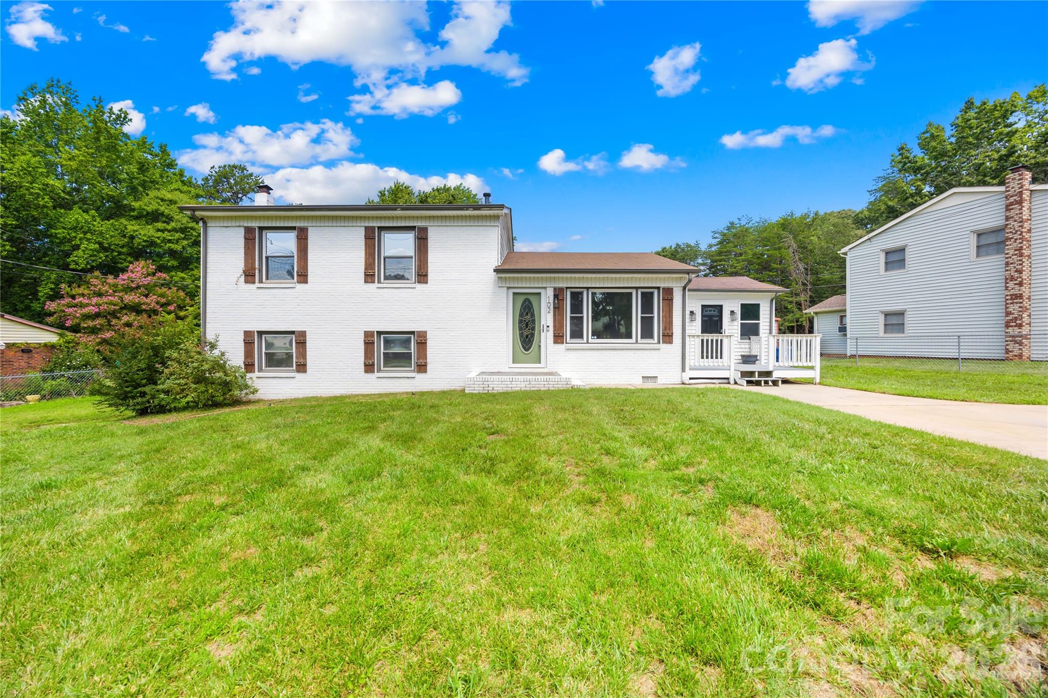 102 Wingate Dr, Stanley, NC 28164