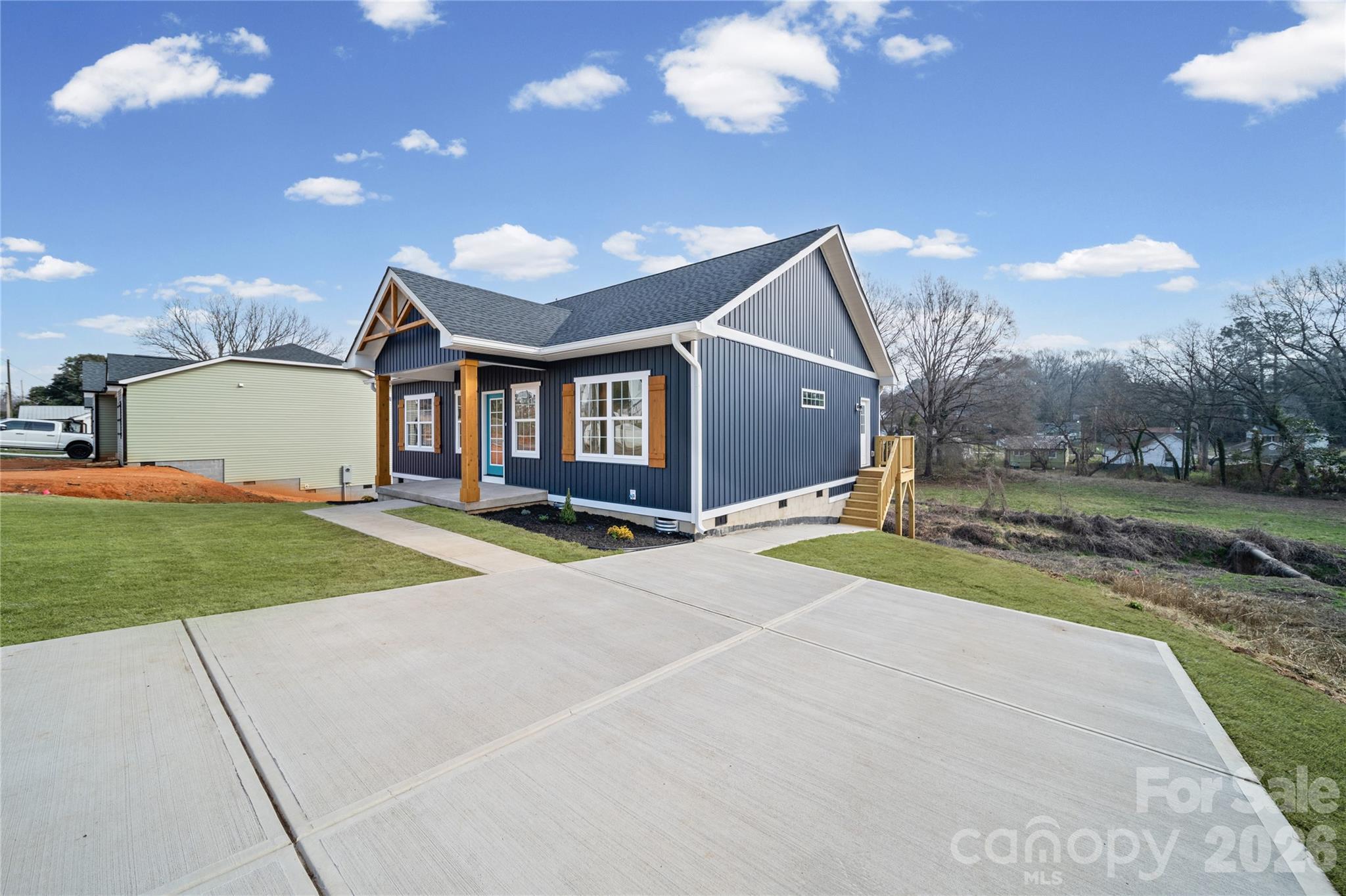 412 S Hill St, Gastonia, NC 28052