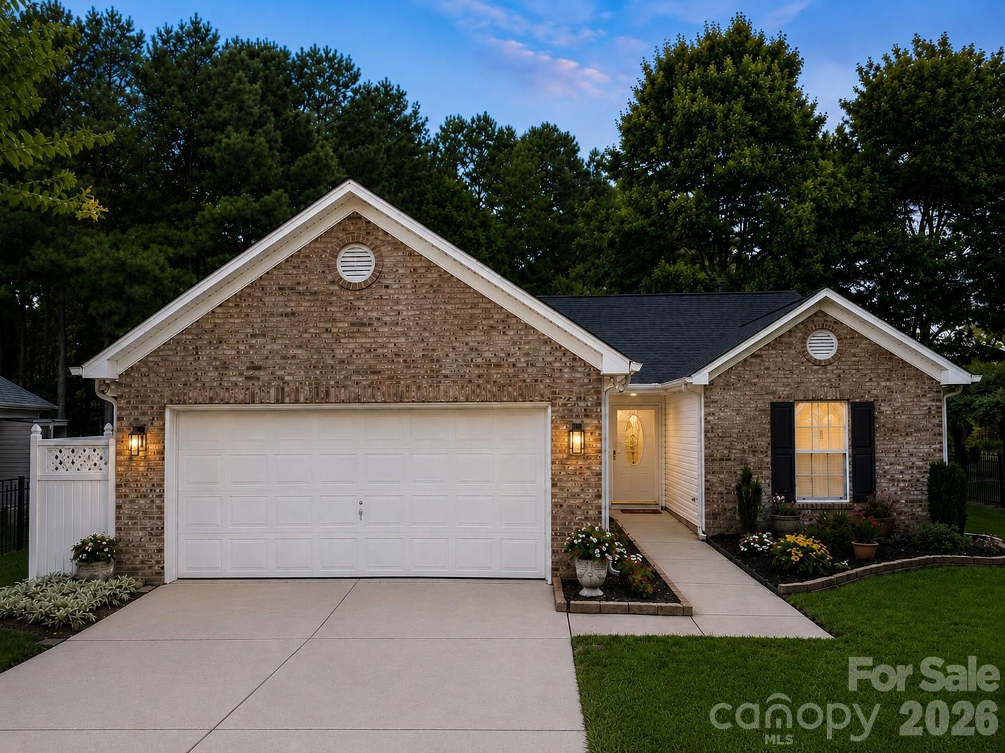 212 Chestnut Ave, Tega Cay, SC 29708