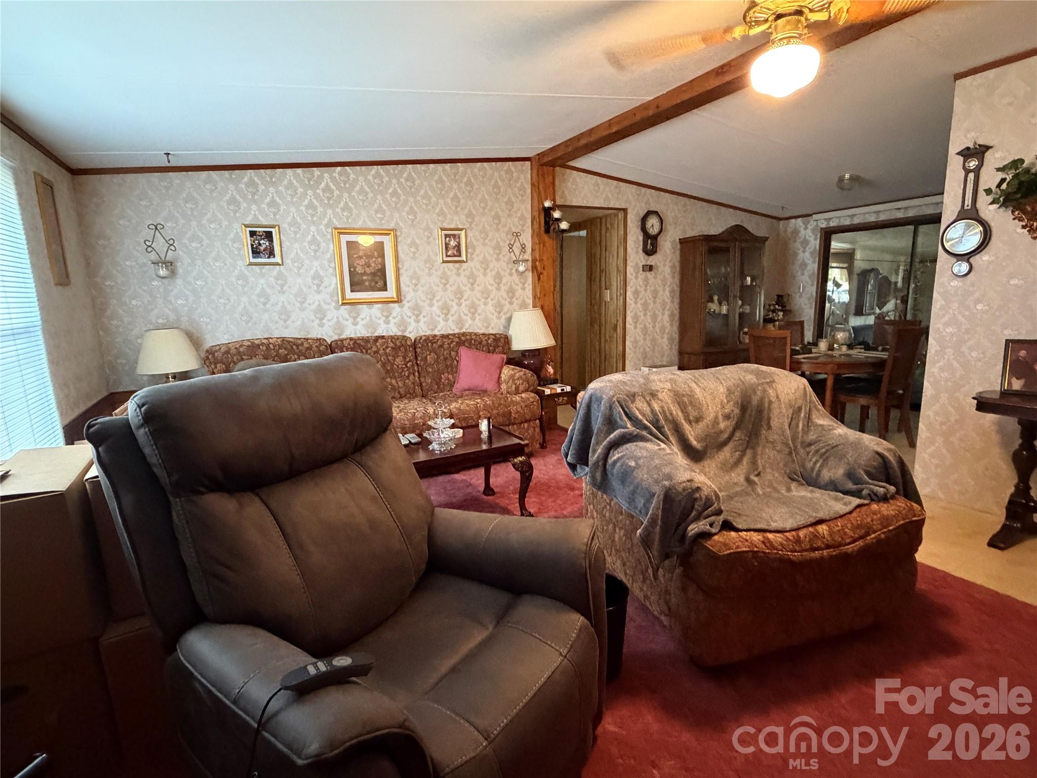 5720 Skyway Dr, Conover, NC 28613