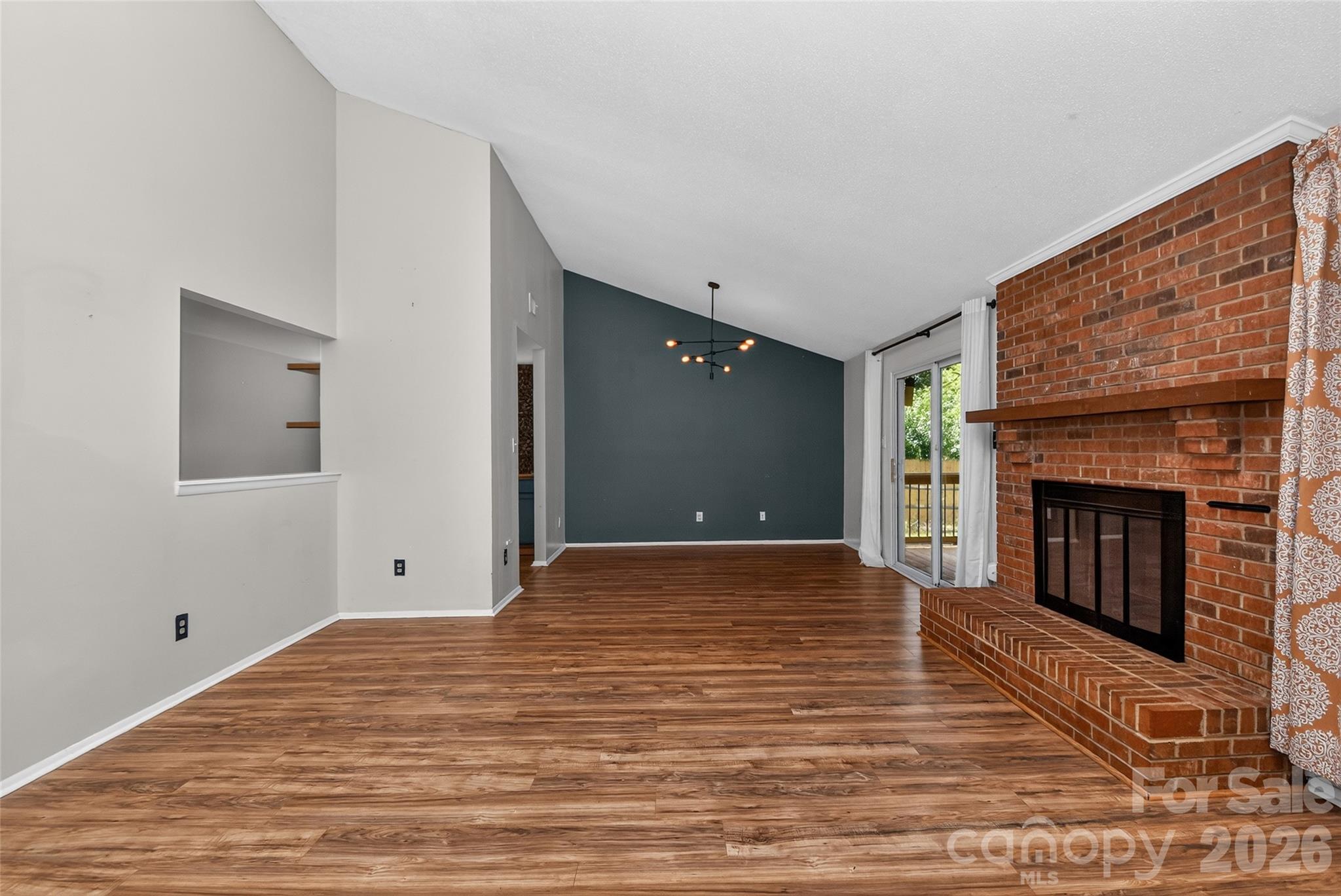 5900 Tillery Dr, Charlotte, NC 28226