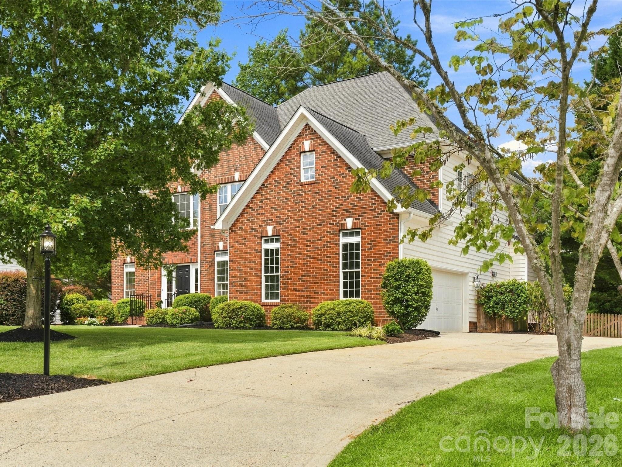 1012 Easthampton Ln, Waxhaw, NC 28173