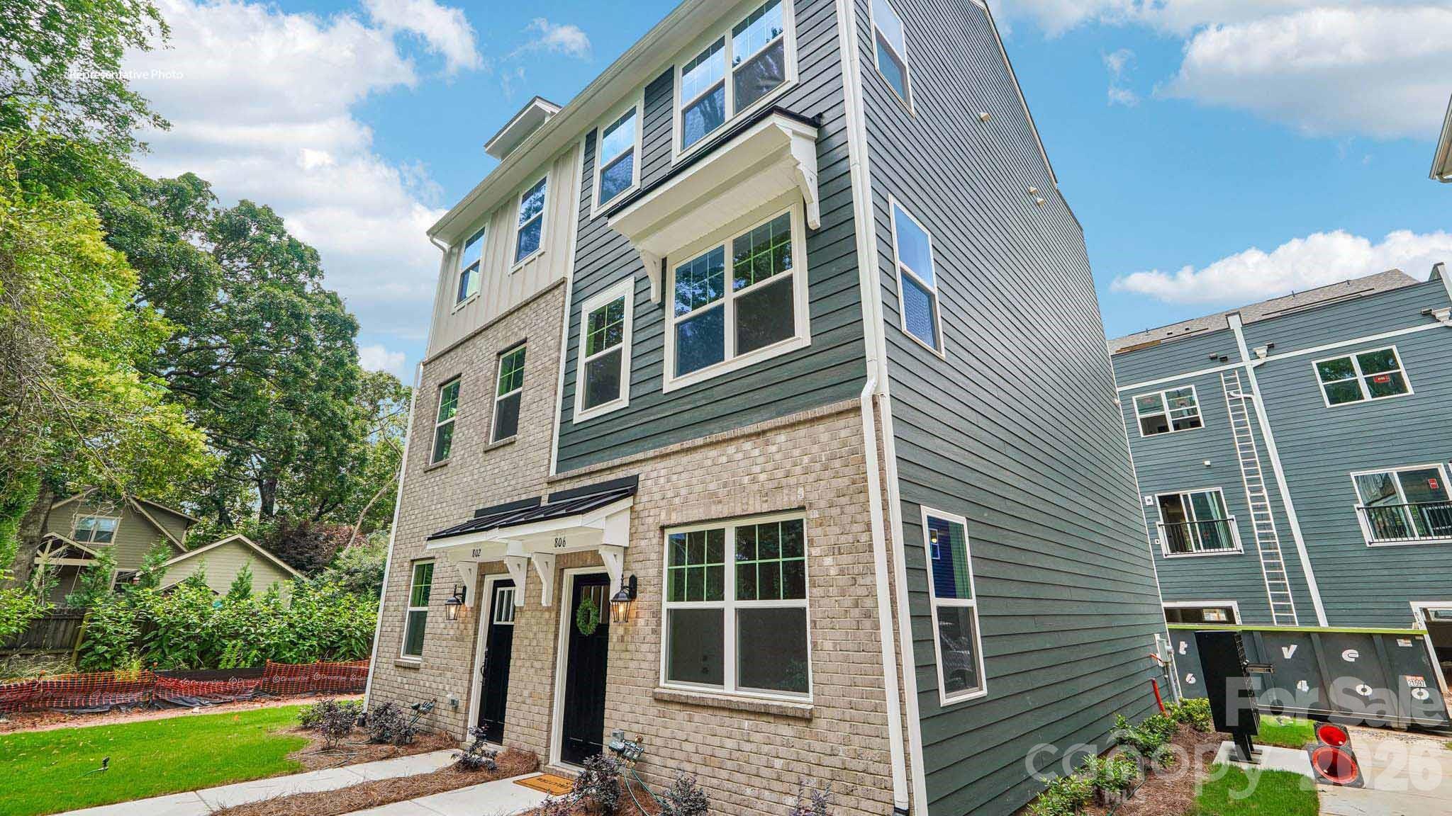 813 Hammers Ln, Charlotte, NC 28205