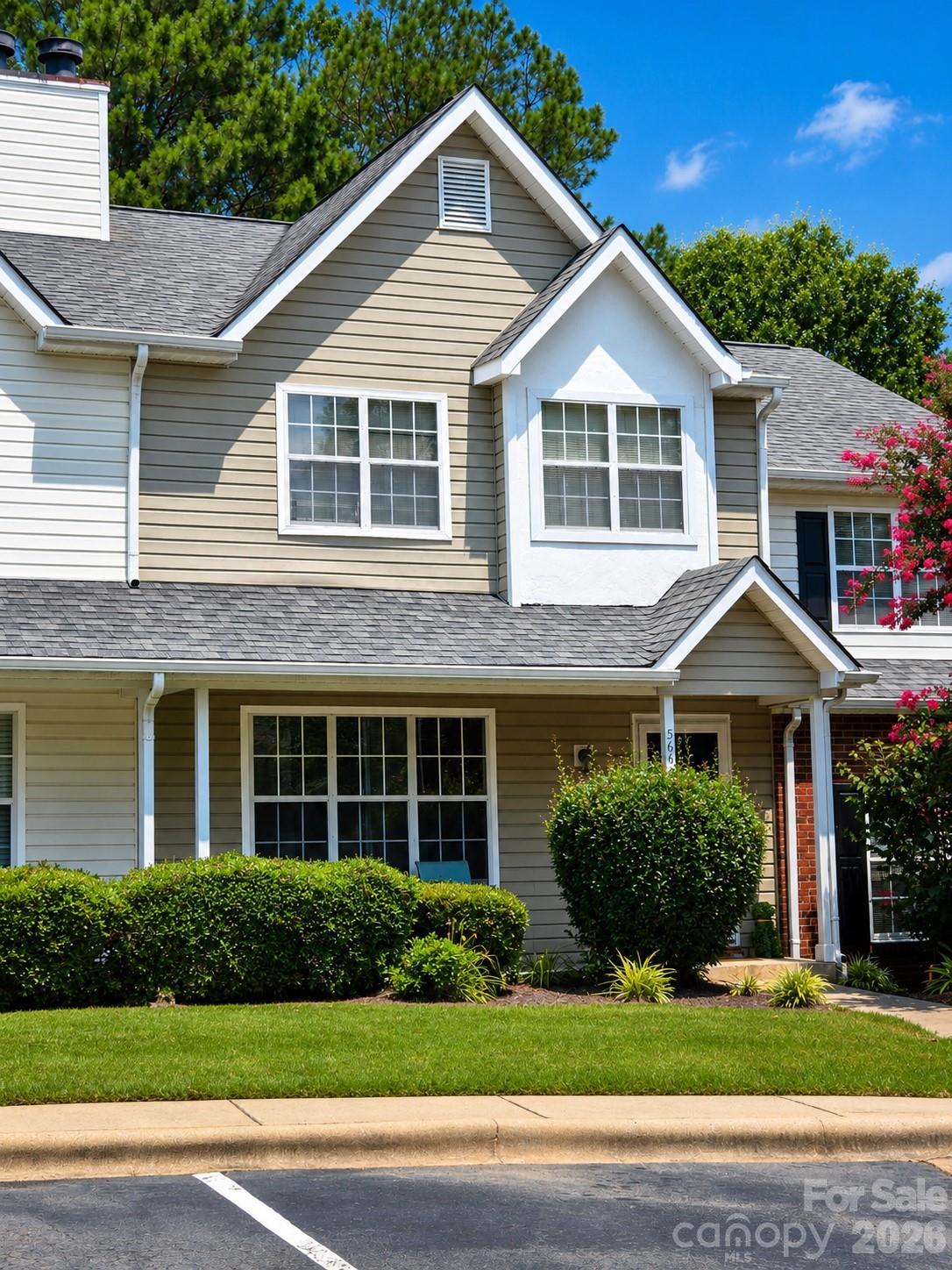 5616 Prescott Ct, Charlotte, NC 28269