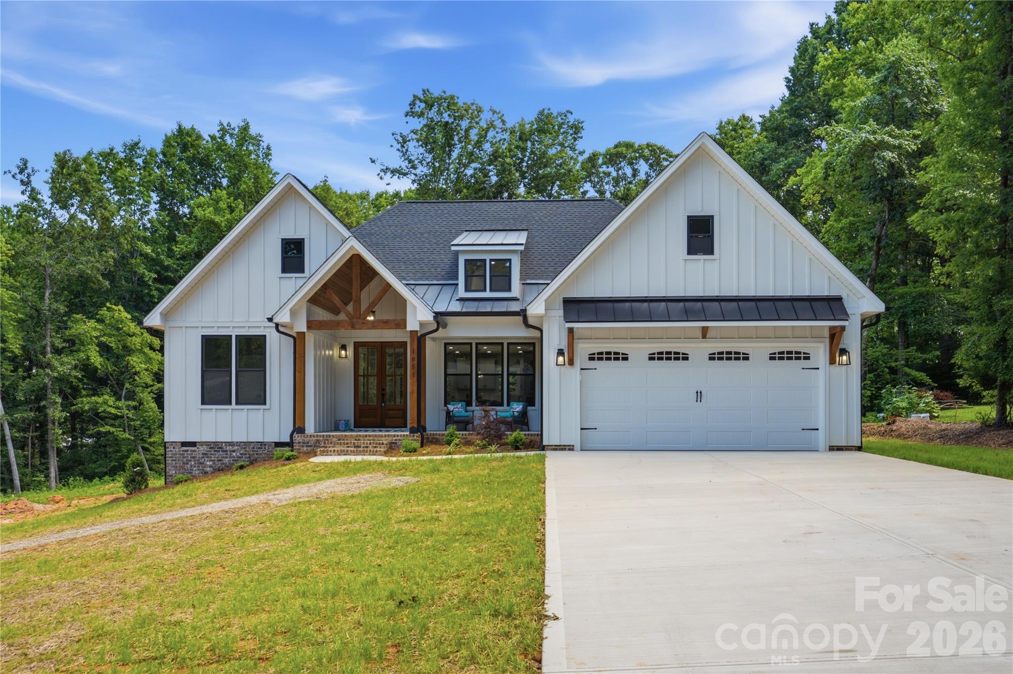 1851 Oleander Dr, Conover, NC 28613