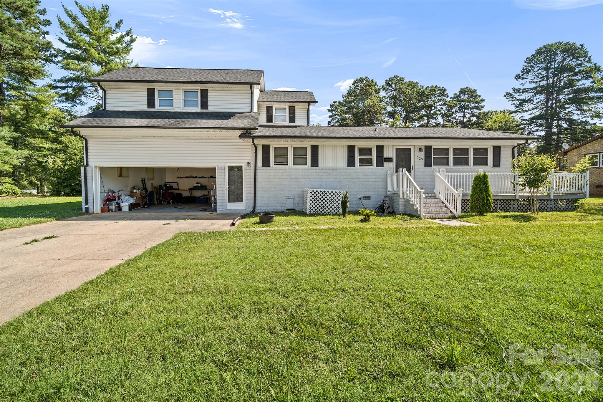 525 Kelly Ave, Mooresville, NC 28115