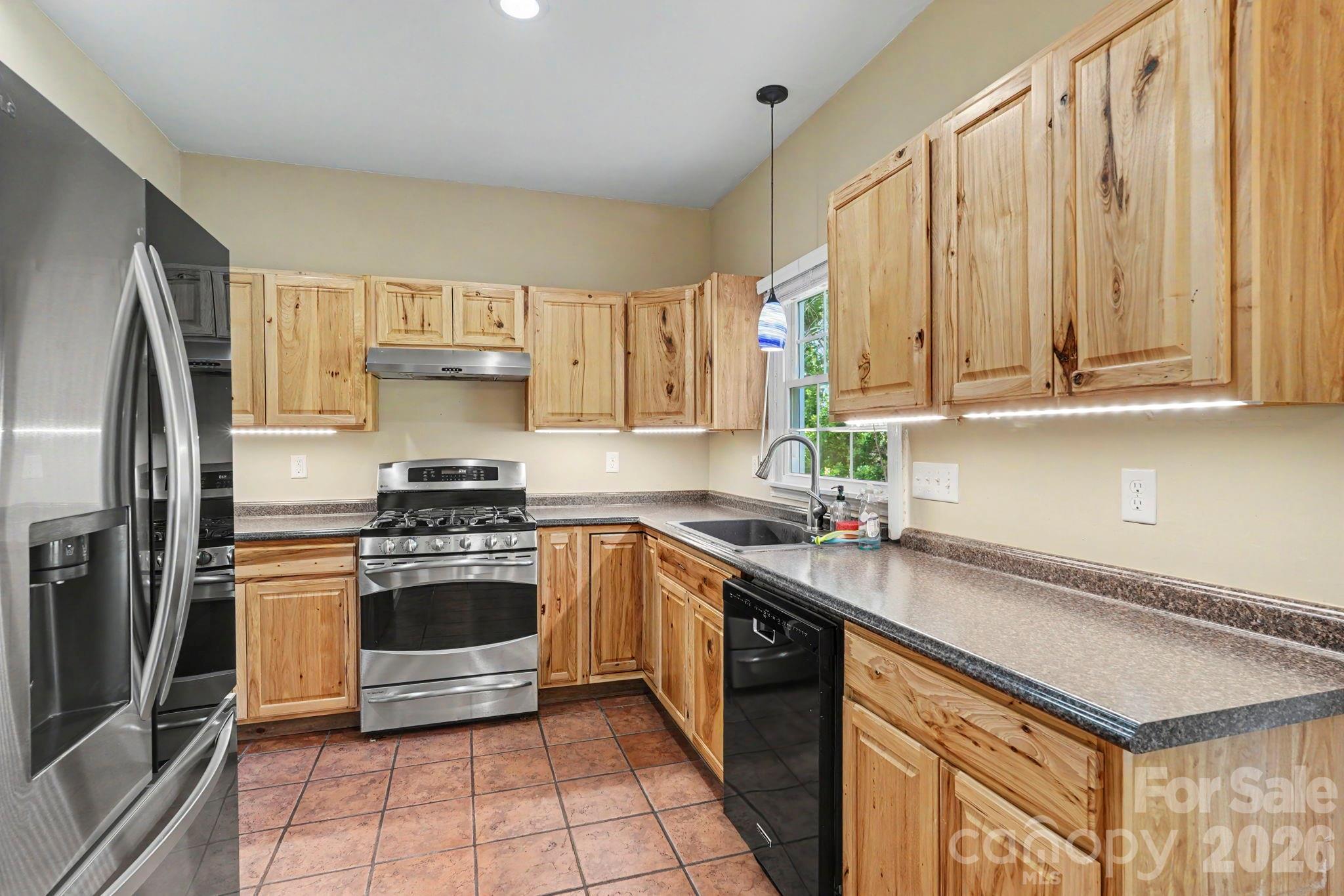 4176 Peyton Ct NW, Concord, NC 28027