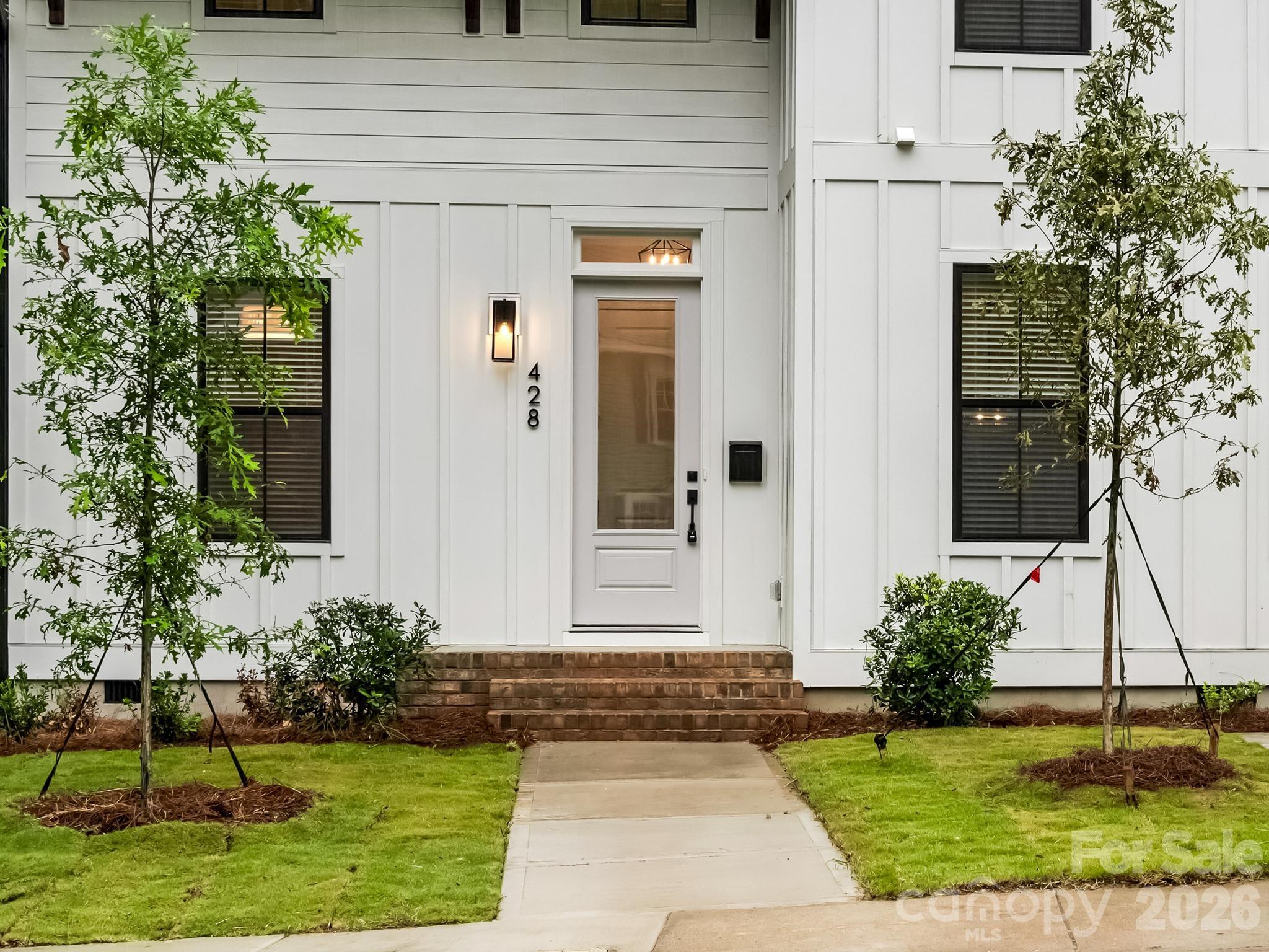 428 Woodvale Pl, Charlotte, NC 28208