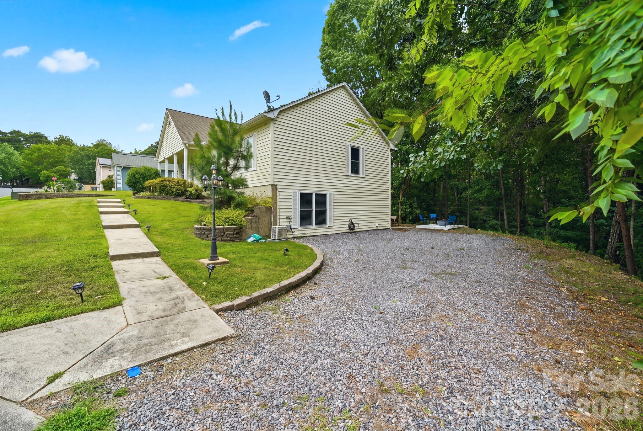12017 Baywoods Dr, Tega Cay, SC 29708