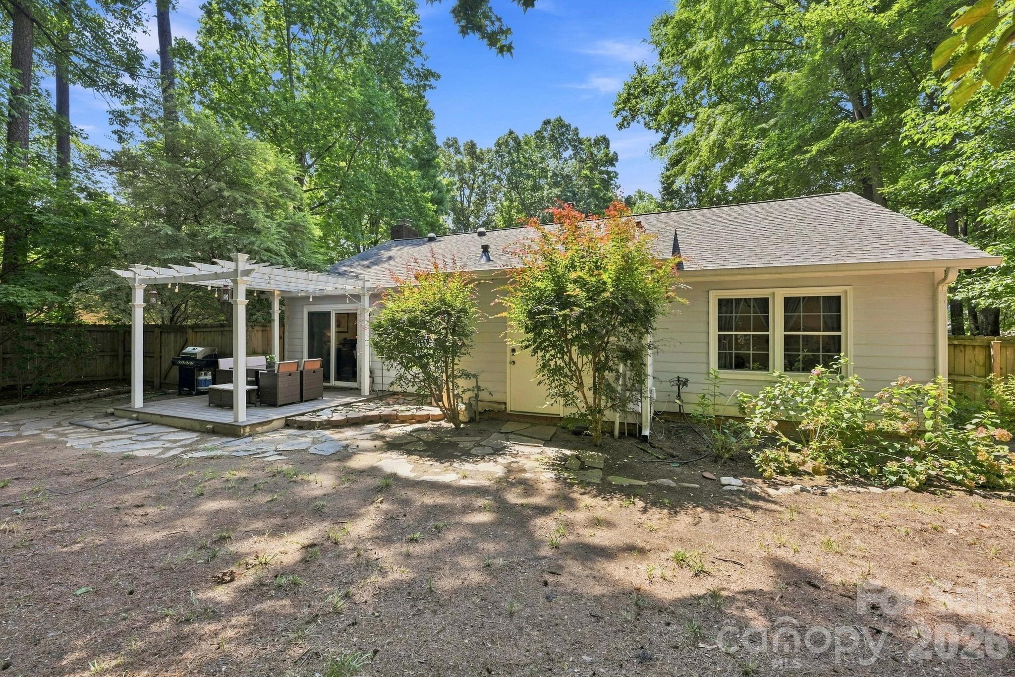 12721 Newstead Rd, Huntersville, NC 28078