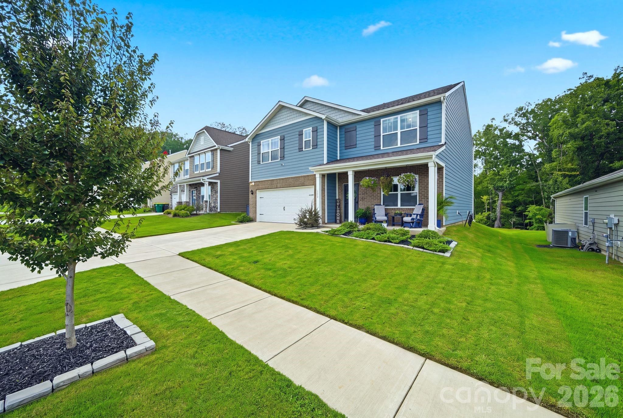 153 Calvin Creek Dr, Troutman, NC 28166