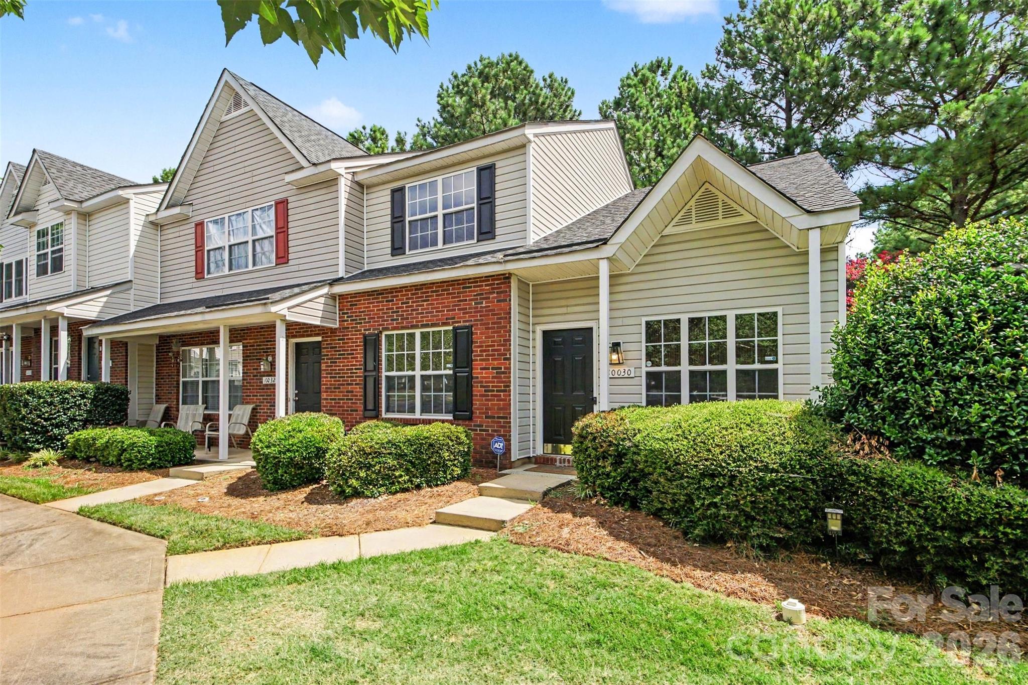 10030 Pergola View Ct, Charlotte, NC 28213