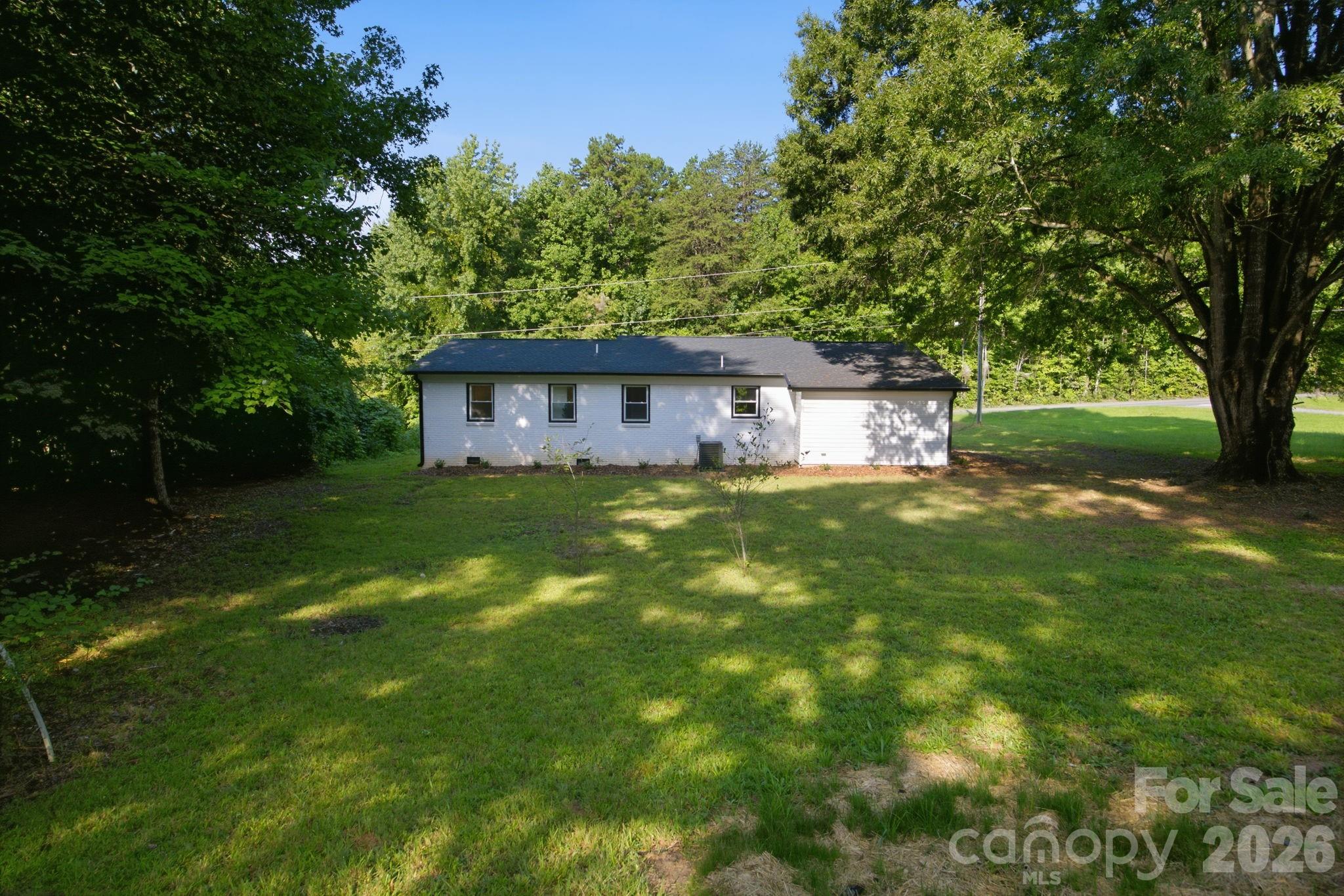 3533 Amity Hill Rd, Statesville, NC 28677