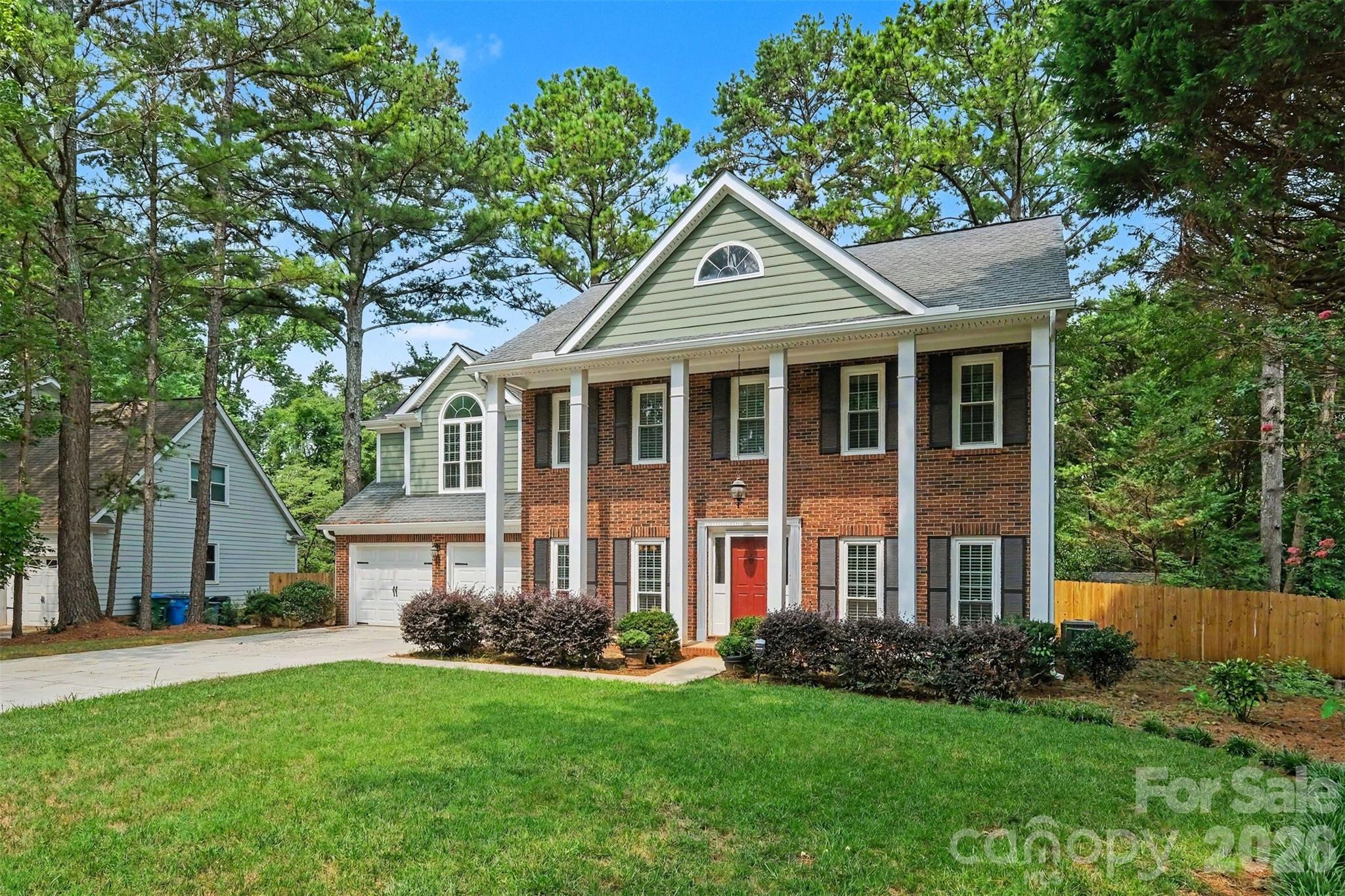1223 Golden Hill Rd, Matthews, NC 28105