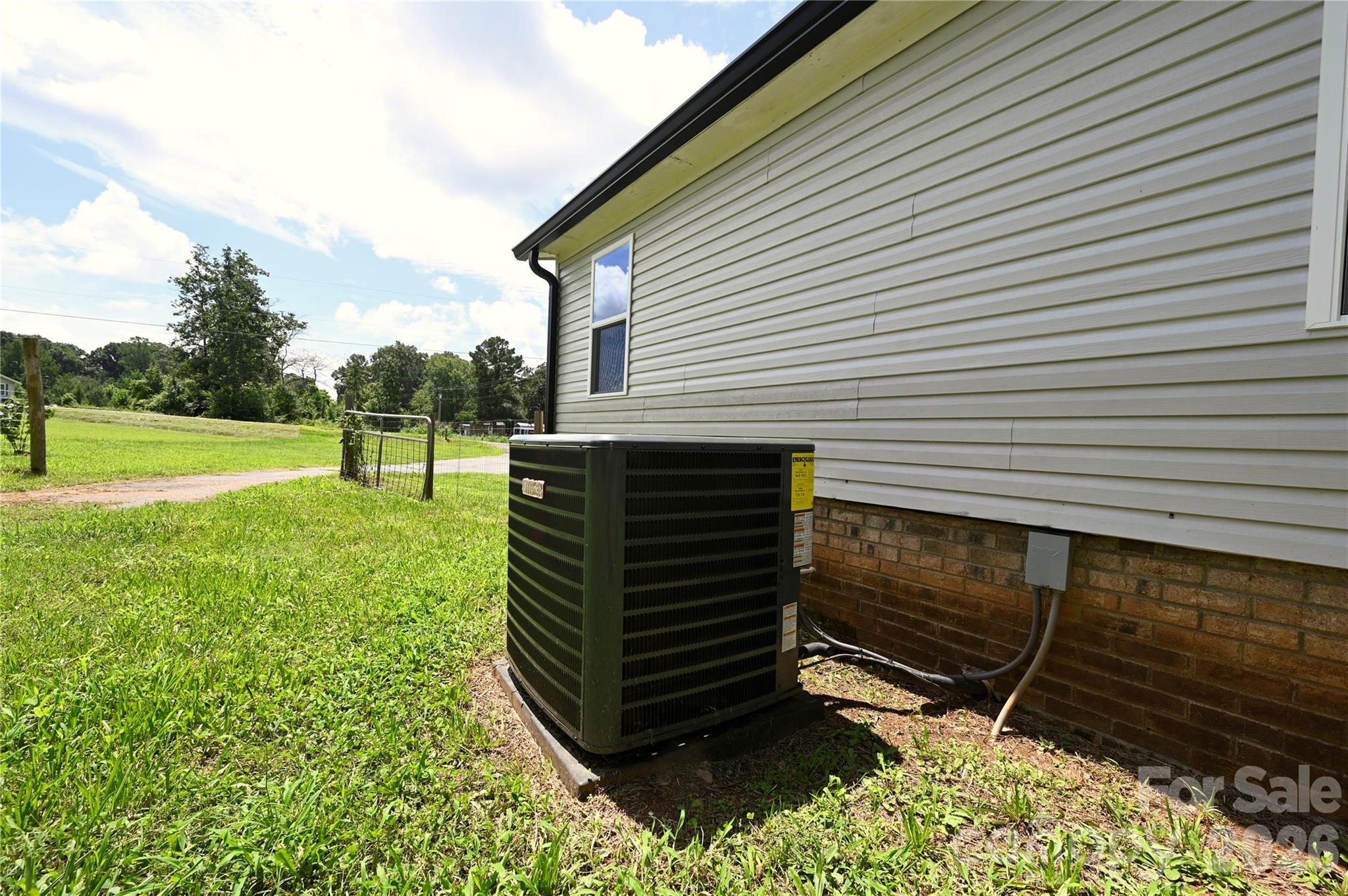 108 Daves Rd, York, SC 29745