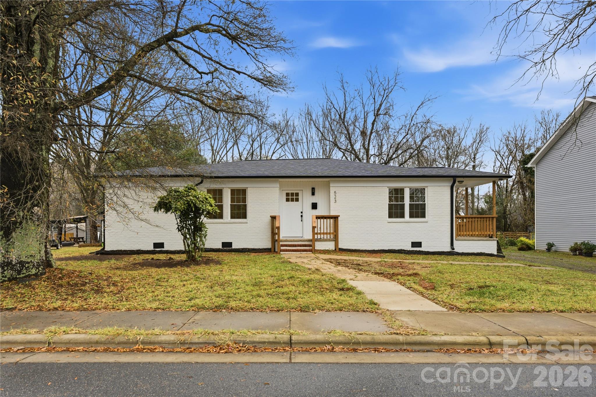 523 Biltmore St, Mooresville, NC 28115