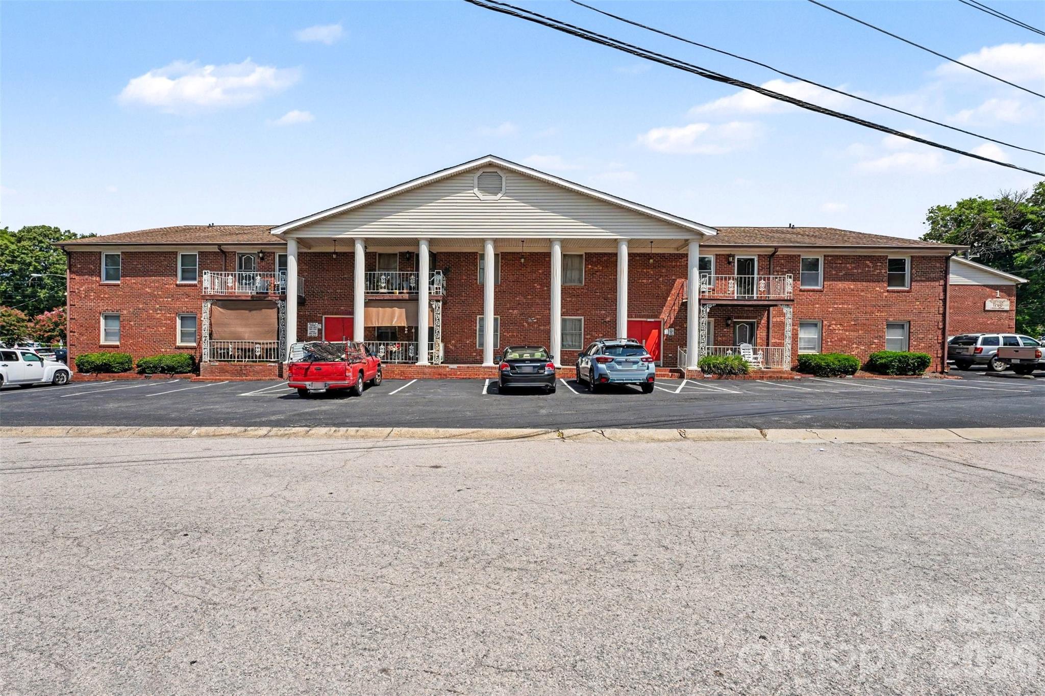 112 Briarcliff Dr, Kannapolis, NC 28081