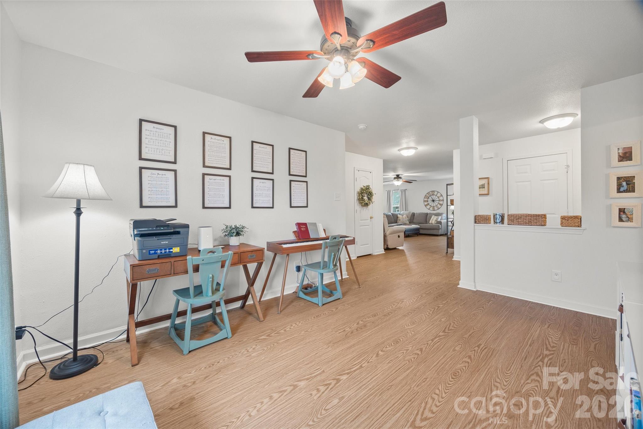 5022 Meanna Dr, Clover, SC 29710