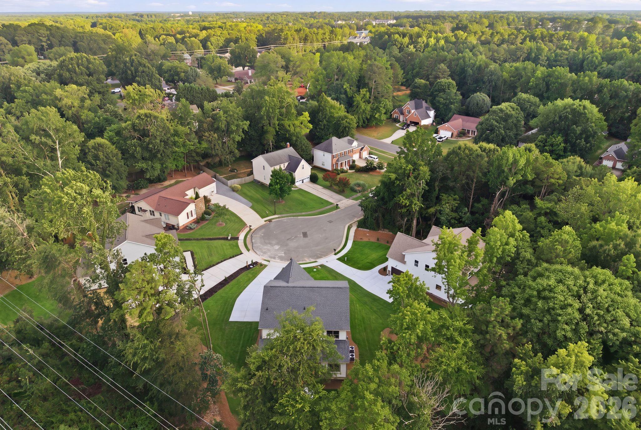 2315 Chateau Ct, Matthews, NC 28105
