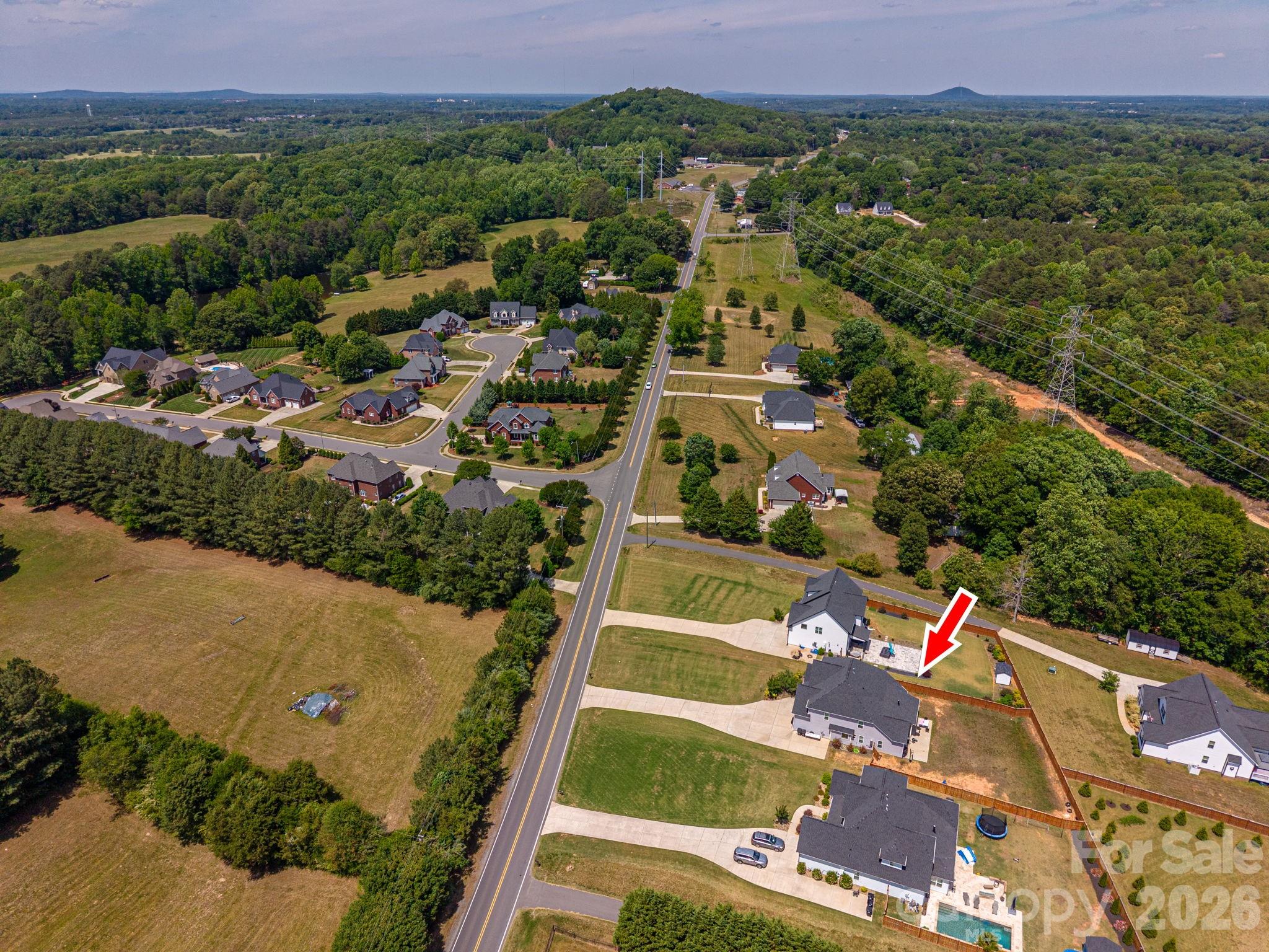955 Robinson Rd, Gastonia, NC 28056