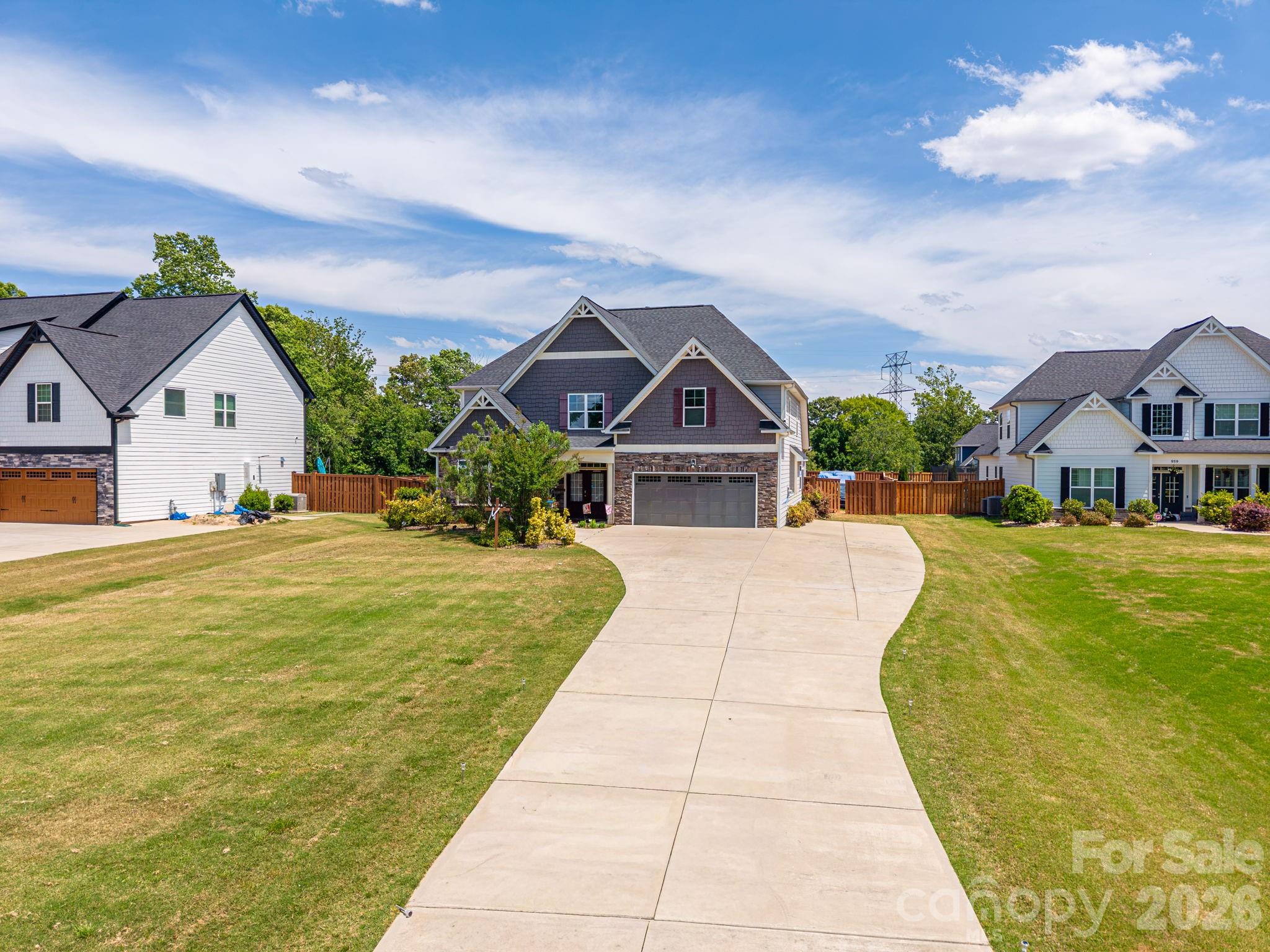 955 Robinson Rd, Gastonia, NC 28056