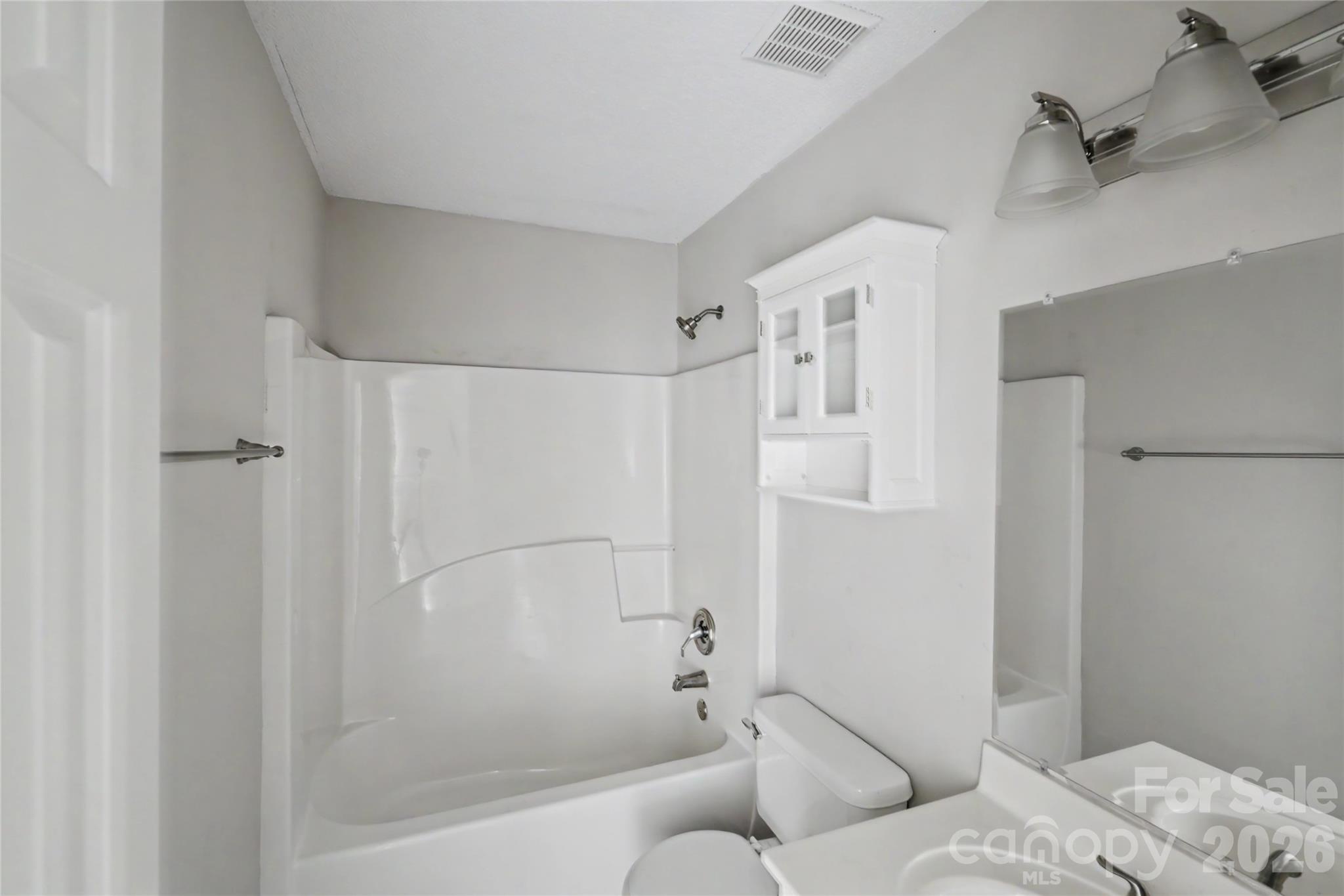 1828 Sugar Hollow Dr, Charlotte, NC 28214