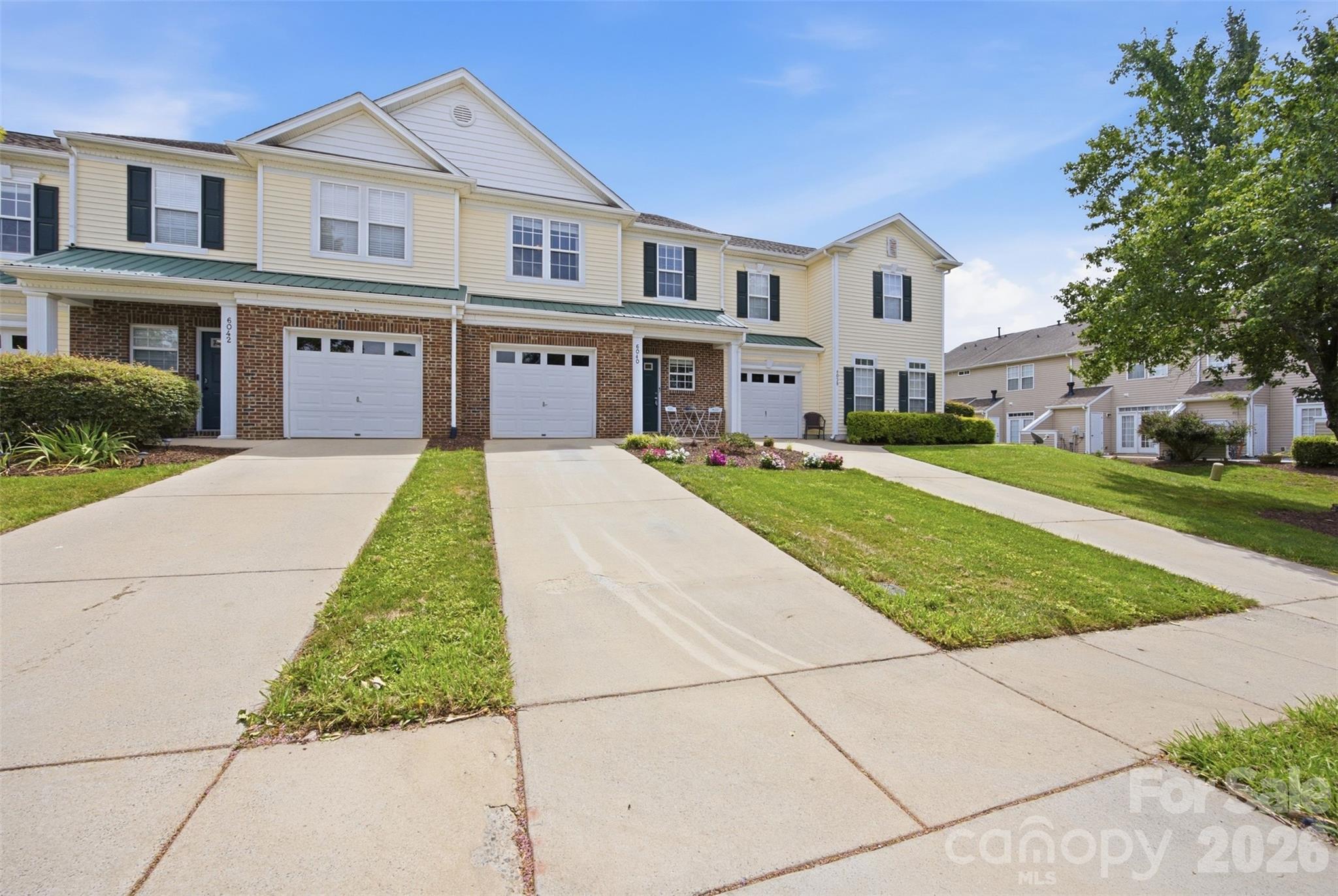 6040 Black Heath Dr, Fort Mill, SC 29707