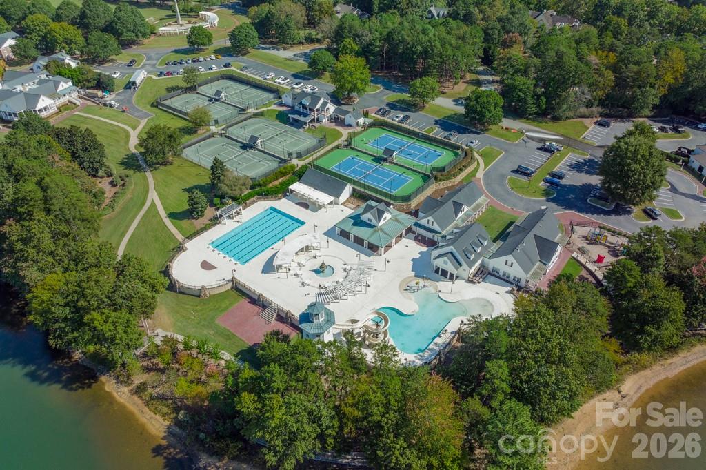 111 Quaker Rd, Mooresville, NC 28117