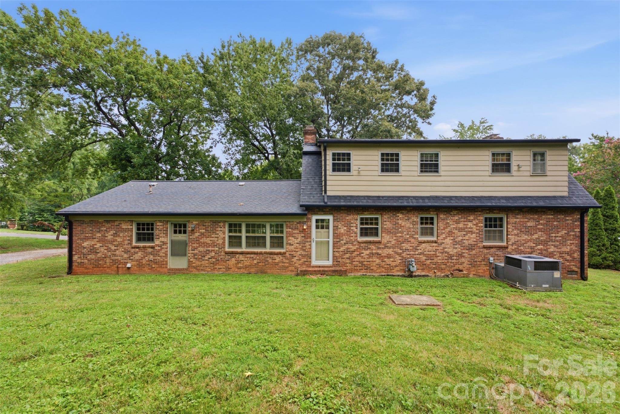 317 Rosemary Ln, Gastonia, NC 28054