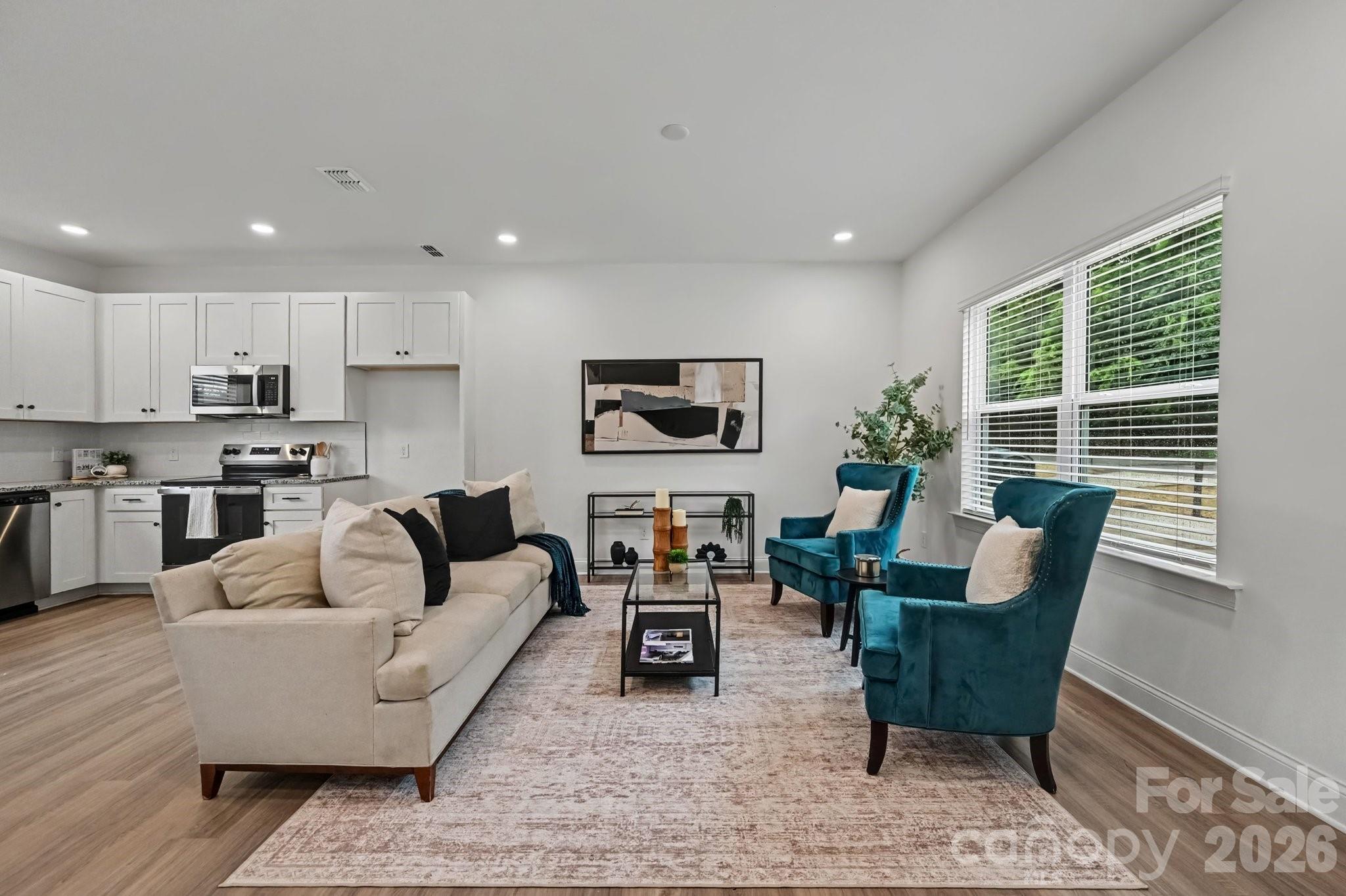 53 E 13th St, Newton, NC 28658