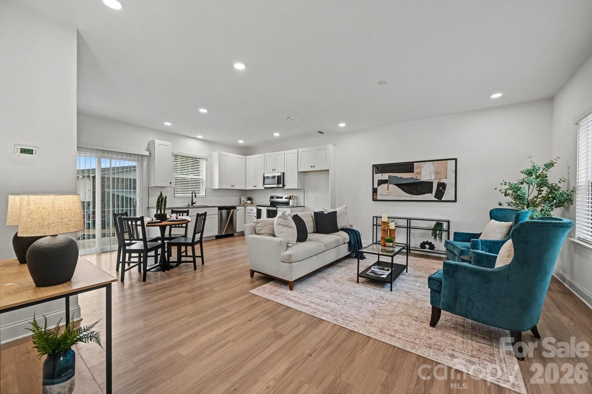 53 E 13th St, Newton, NC 28658