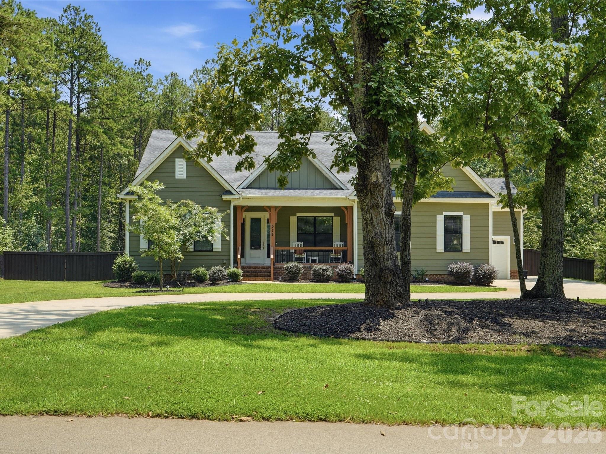 574 Shepherd Ln, Clover, SC 29710