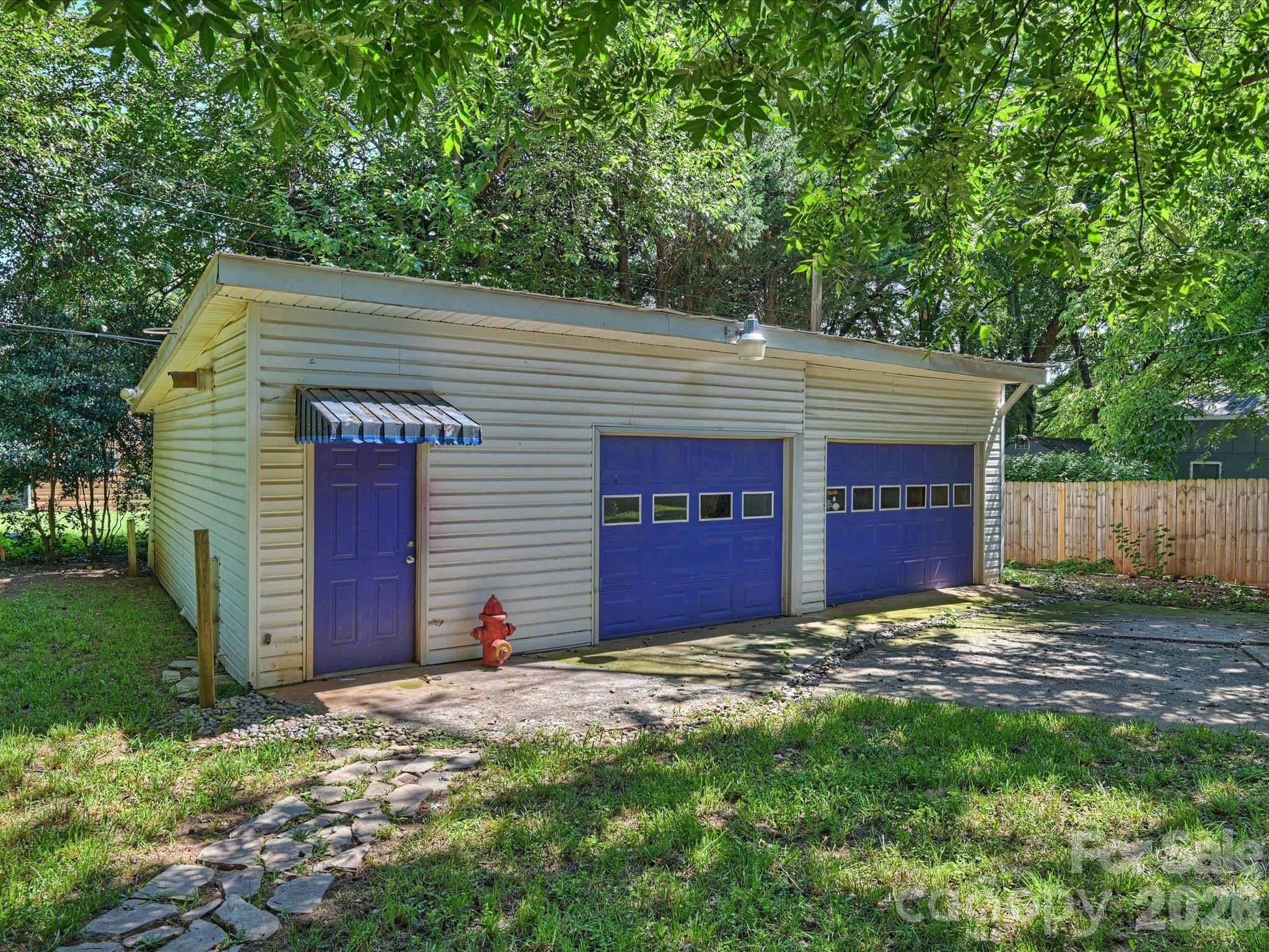 3014 Yadkin Ave, Charlotte, NC 28205