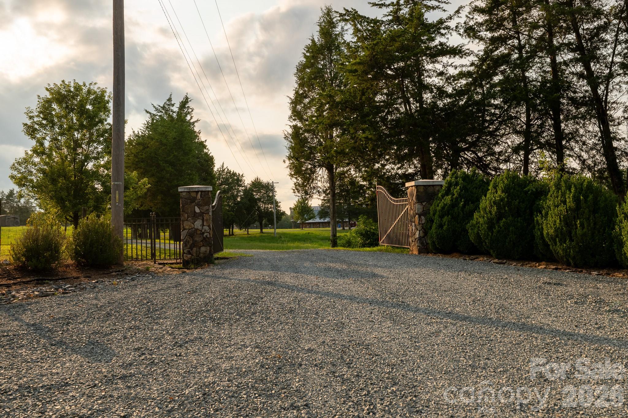 2800 Waxhaw Indian Trail Rd S, Waxhaw, NC 28173