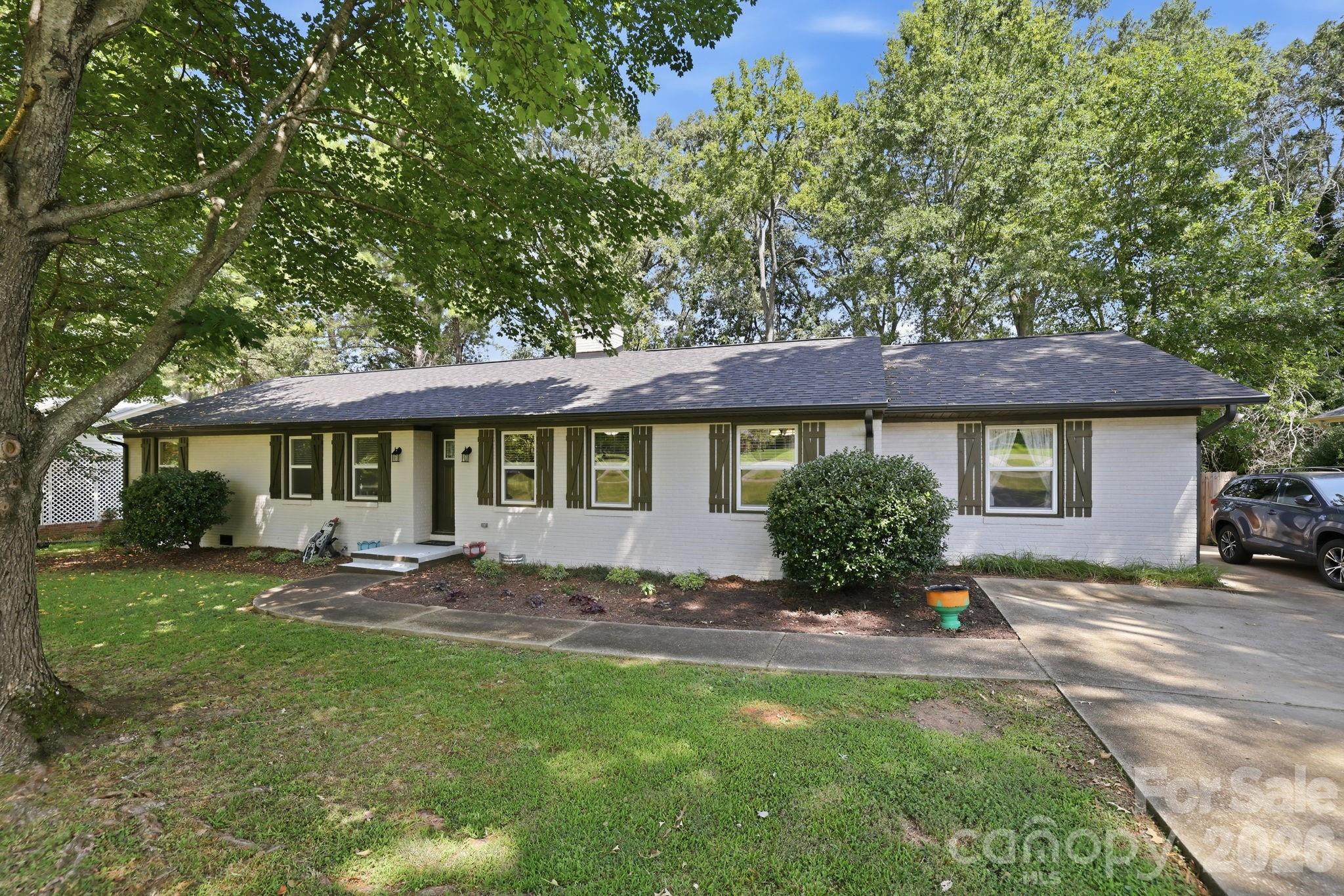 1053 Christopher Cir, Rock Hill, SC 29730