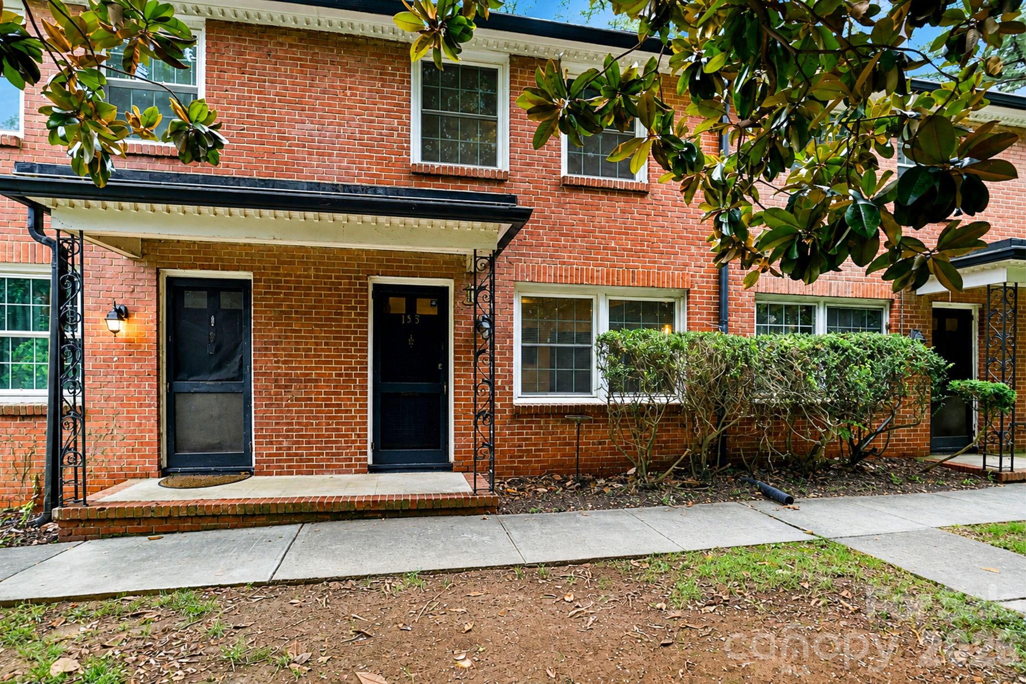 200 N Laurel Ave #15B, Charlotte, NC 28207