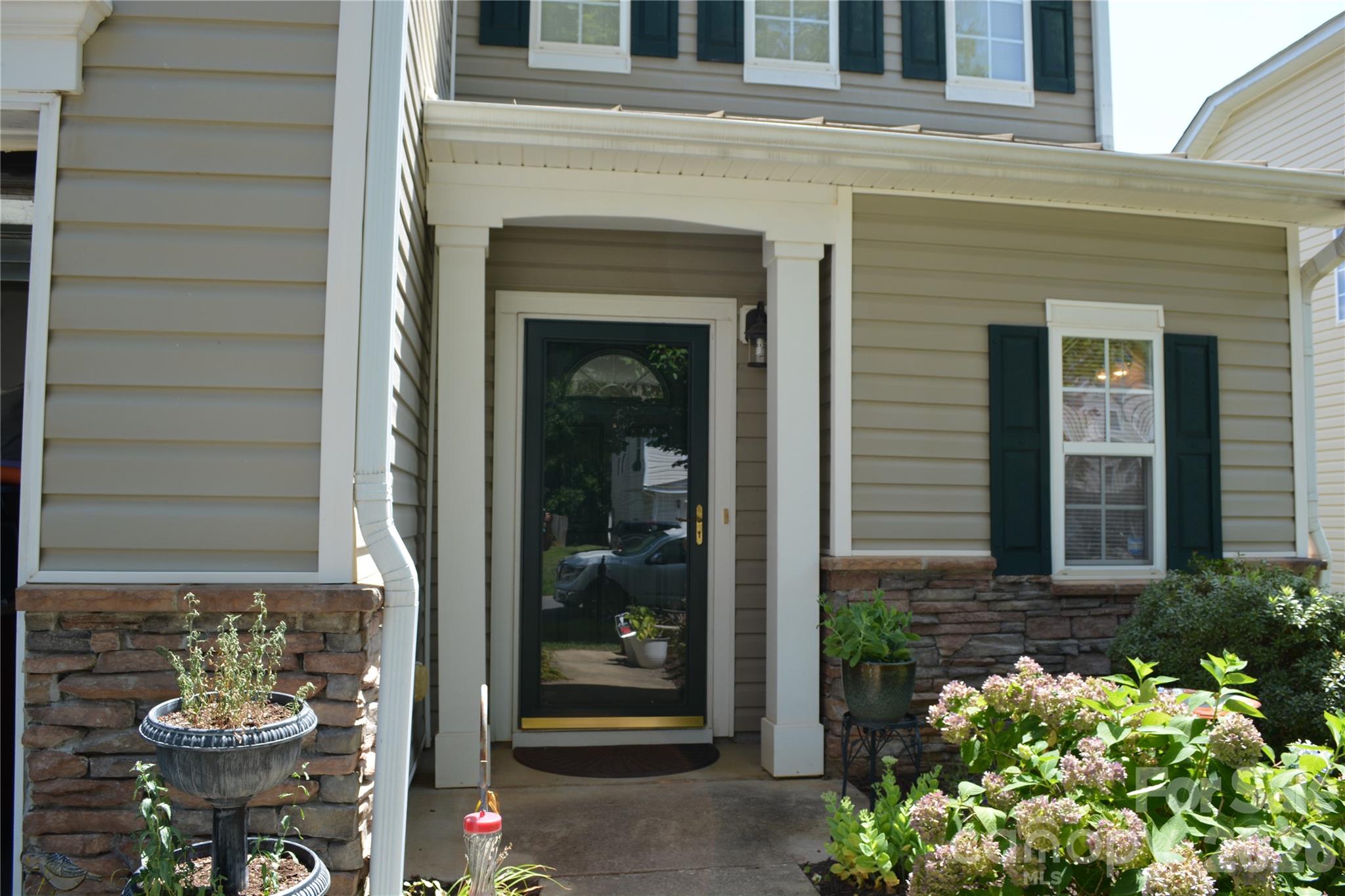4351 Stone Mountain Dr, Gastonia, NC 28054