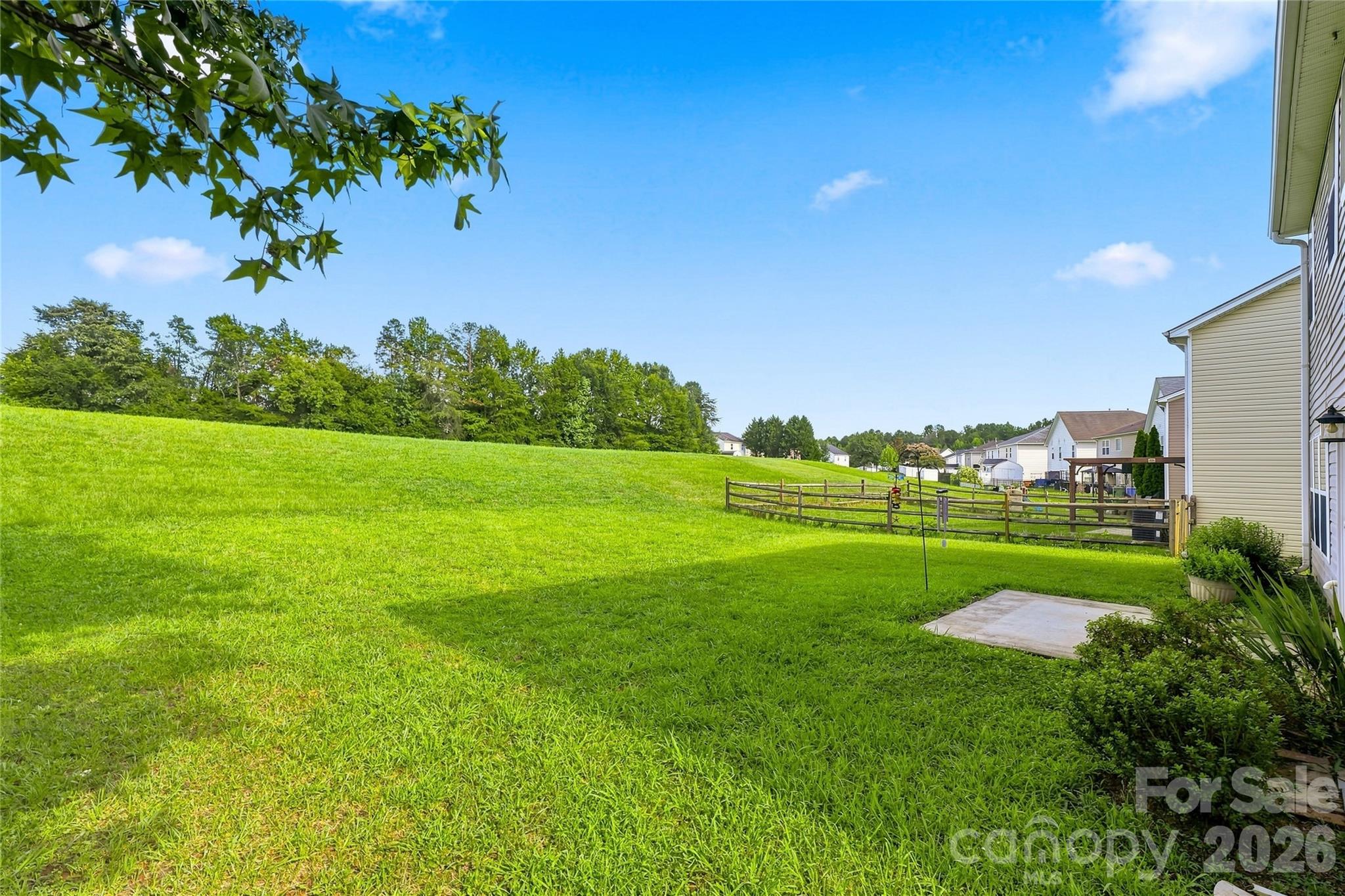 4351 Stone Mountain Dr, Gastonia, NC 28054
