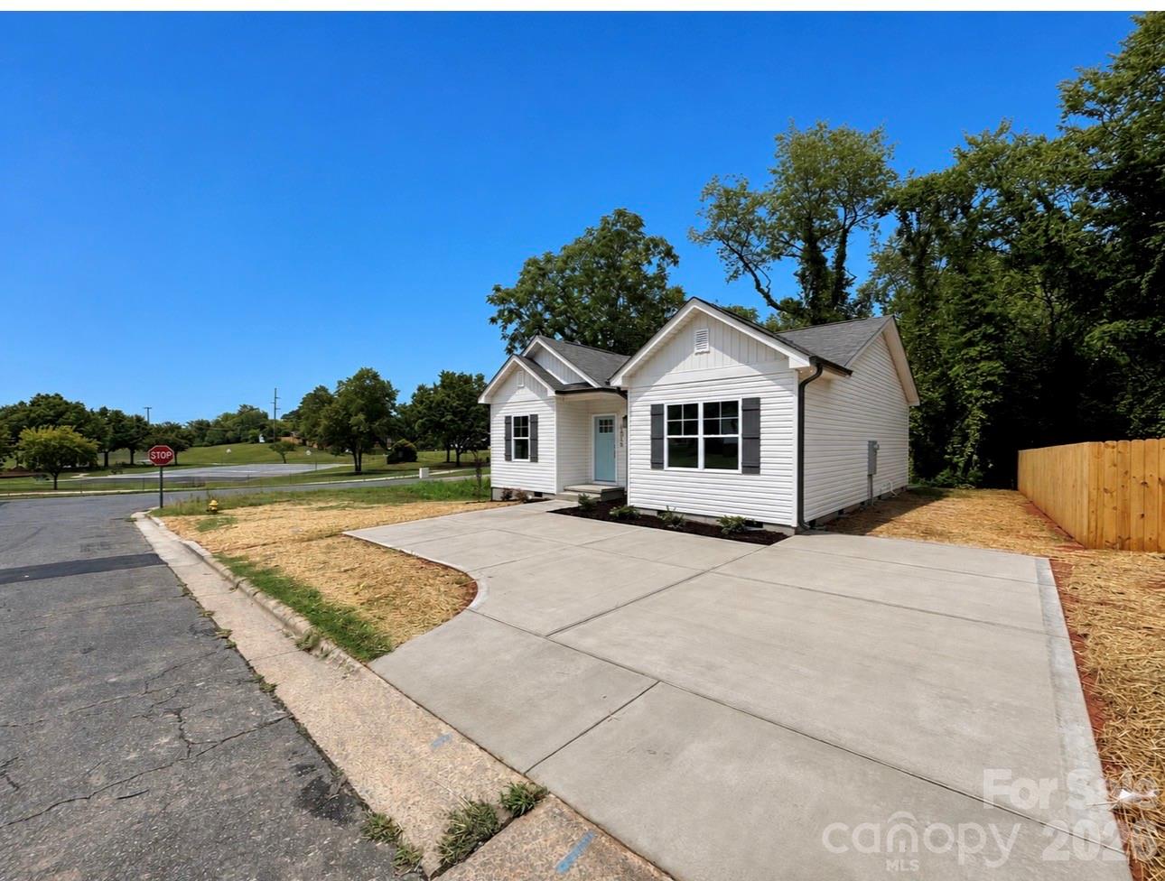 1010 John St #4, Monroe, NC 28110