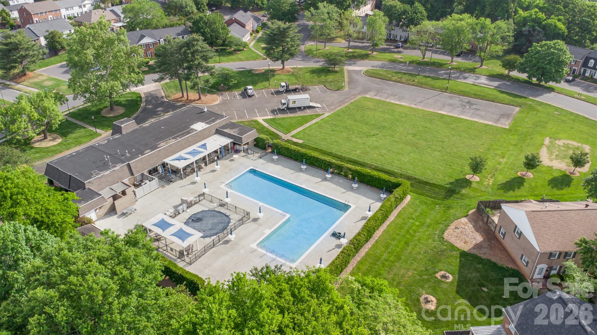 8308 Knights Bridge Rd, Charlotte, NC 28210