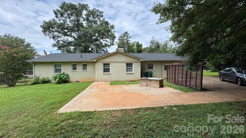 7511 Monroe Rd, Charlotte, NC 28212