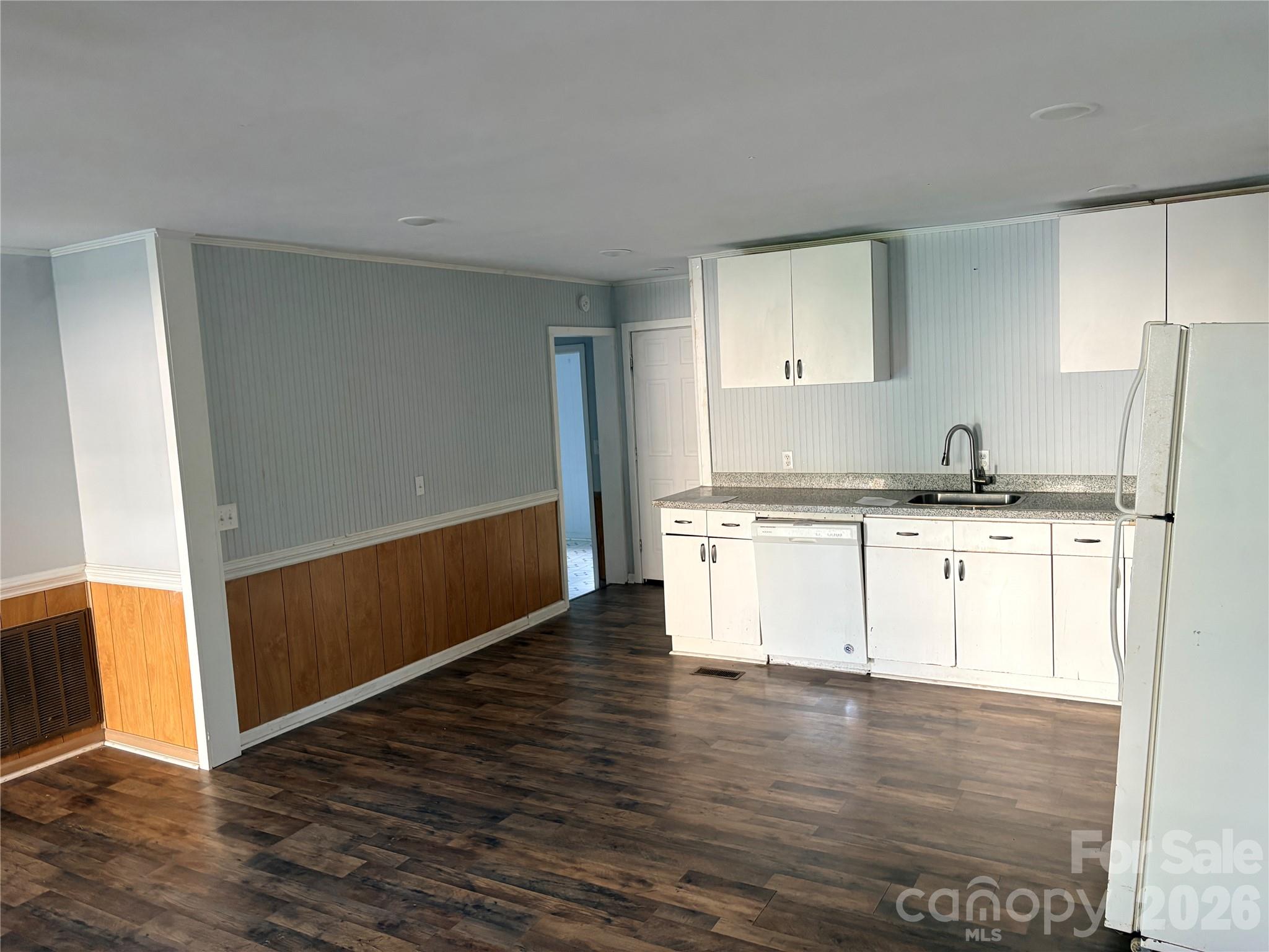 102 York St, Clover, SC 29710