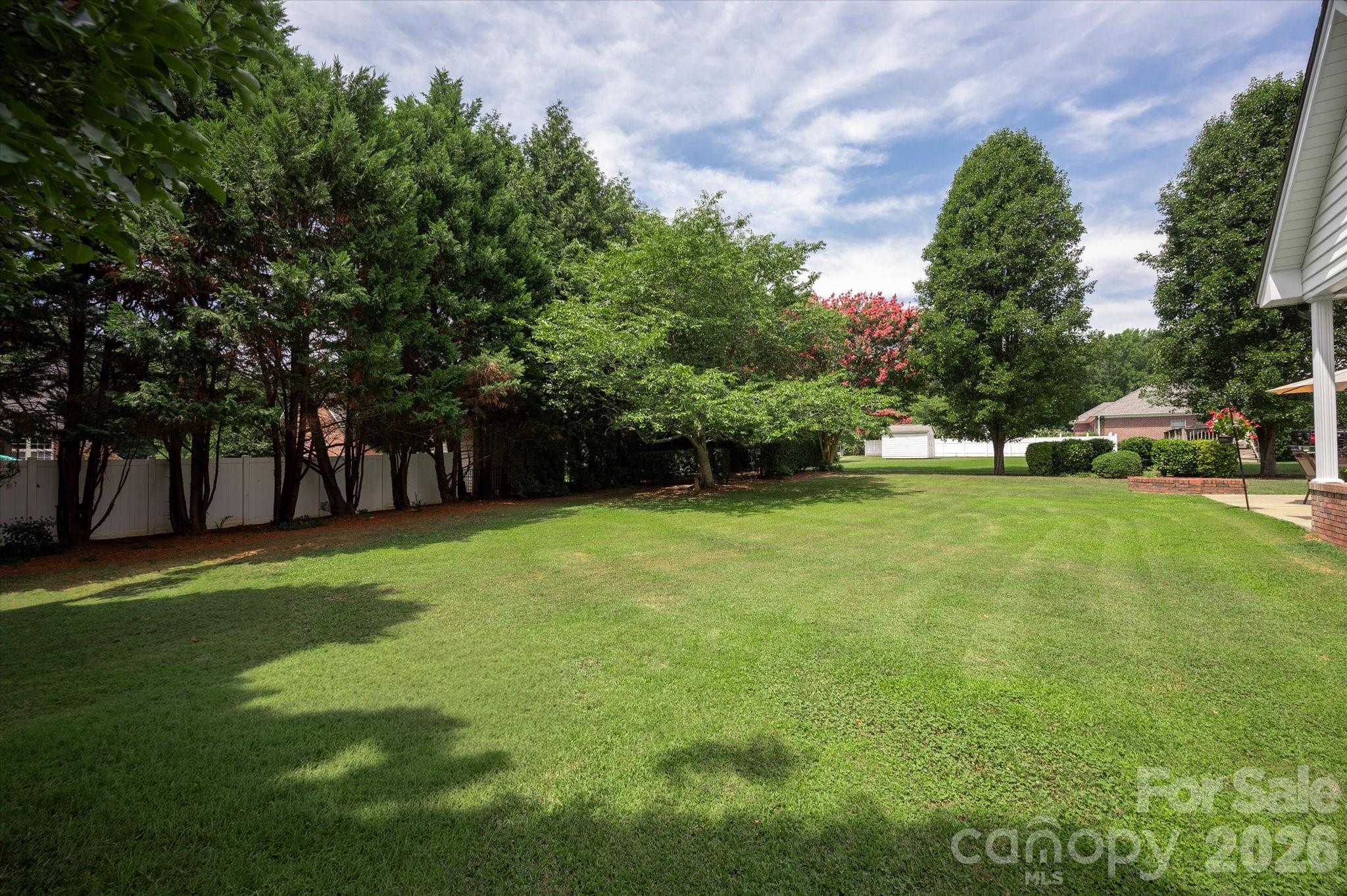 1610 Stone Pine Dr, Gastonia, NC 28056