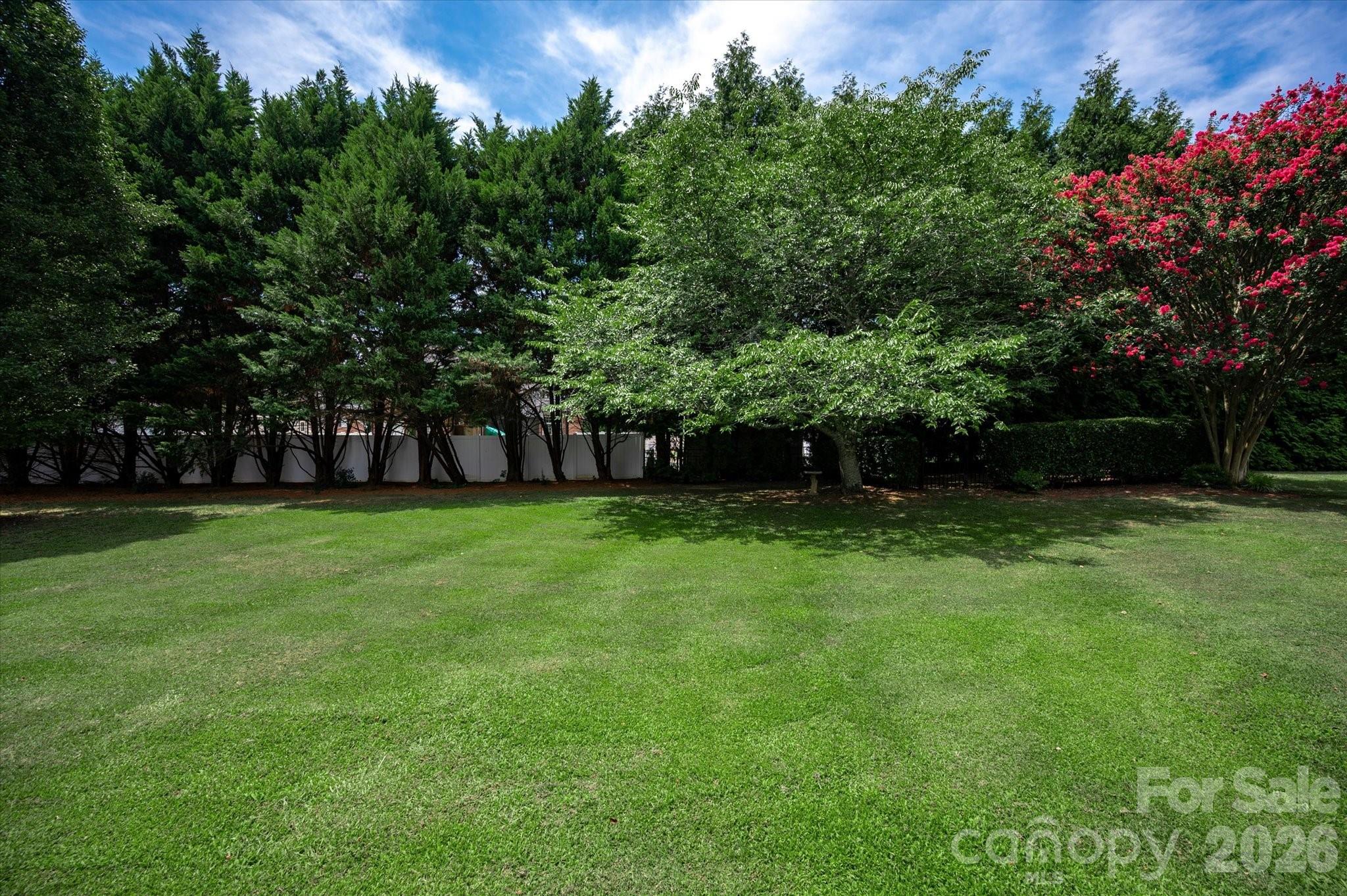 1610 Stone Pine Dr, Gastonia, NC 28056